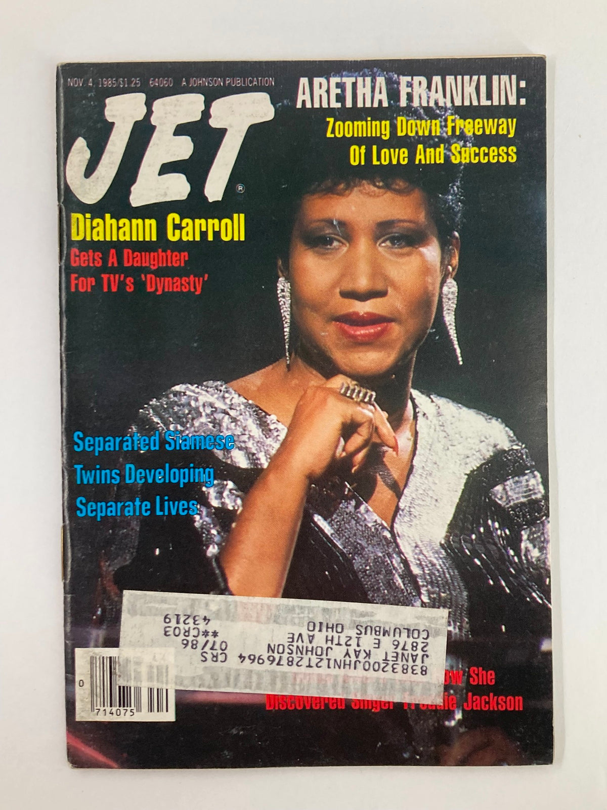 Cover of VTG Jet Magazine November 4 1985 Vol 69 #8 featuring Aretha Franklin and Diahann Carroll, showcasing Aretha Franklin in elegant attire, with headlines about love and success, and a note about Diahann Carroll's daughter.