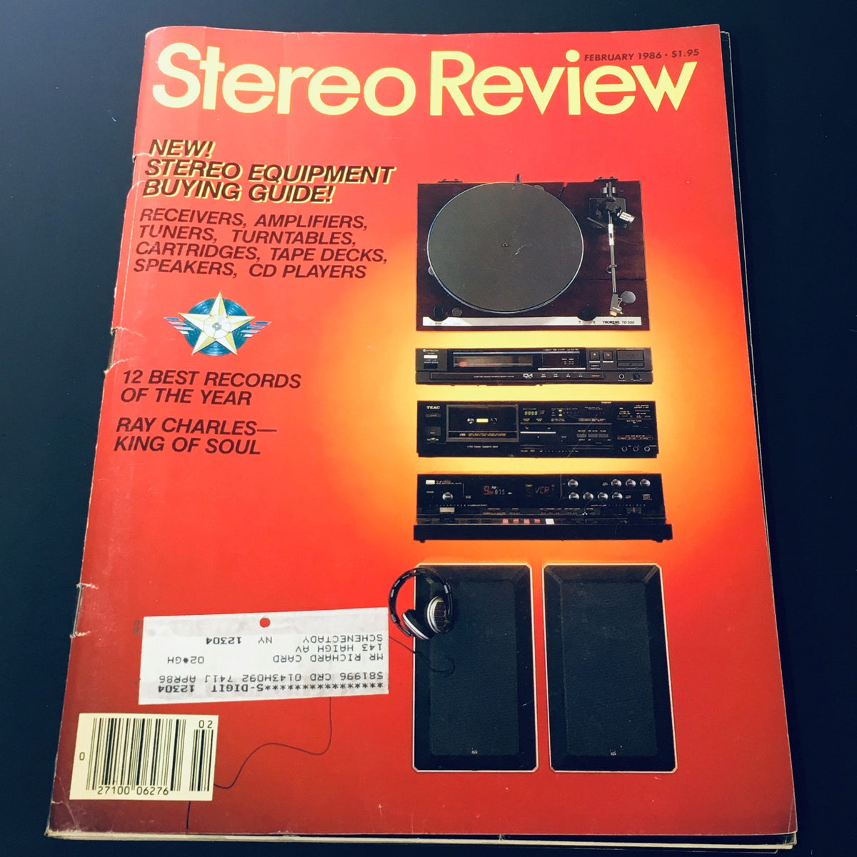 Cover of the Stereo Review Magazine February 1986 featuring 'Ray Charles The King of Soul'. Includes details on stereo equipment buying guide, 12 best records of the year, showcasing audio equipment like a turntable and CD players.
