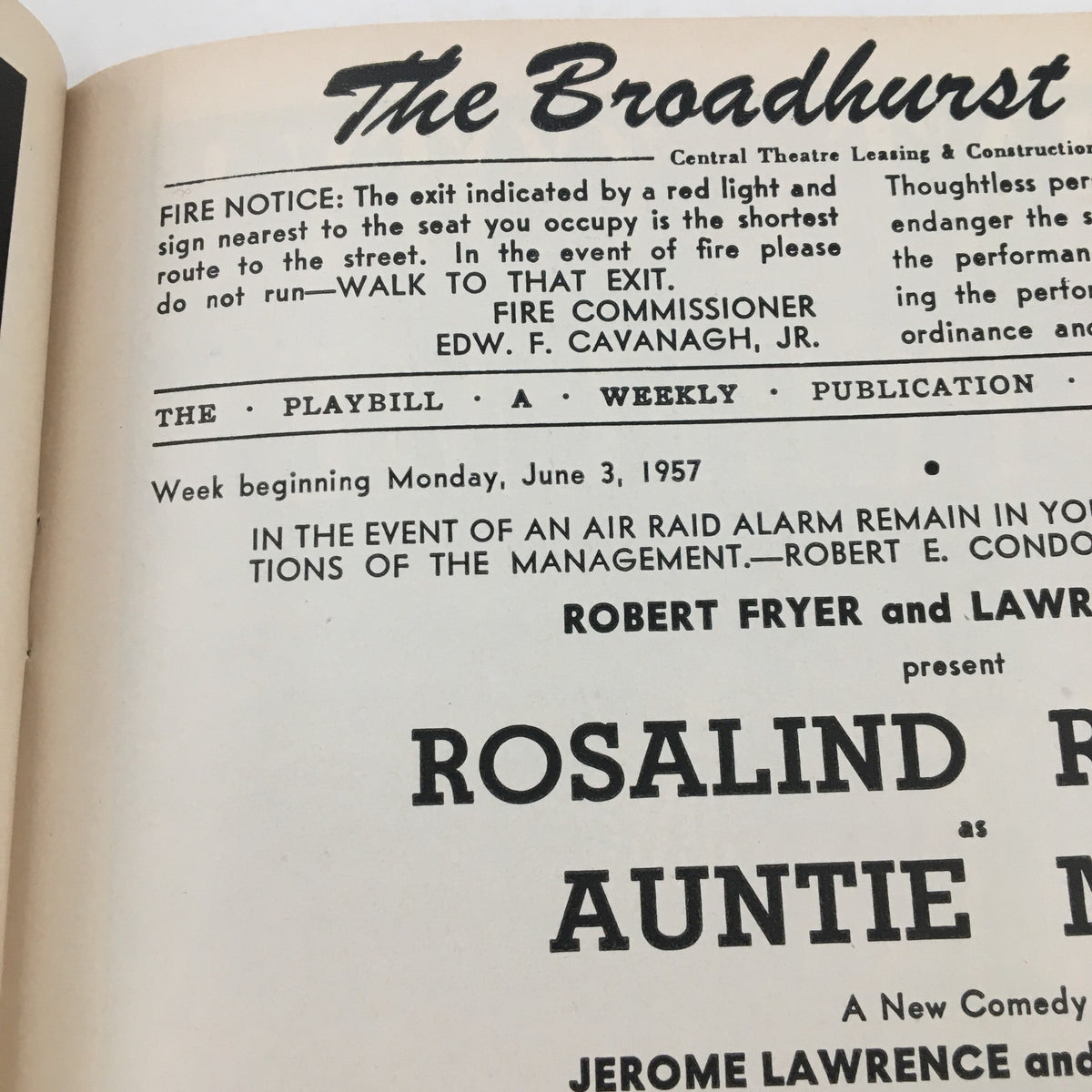 1957 Playbill The Broadhurst Theatre Present Rosalind Russell in Auntie Mame