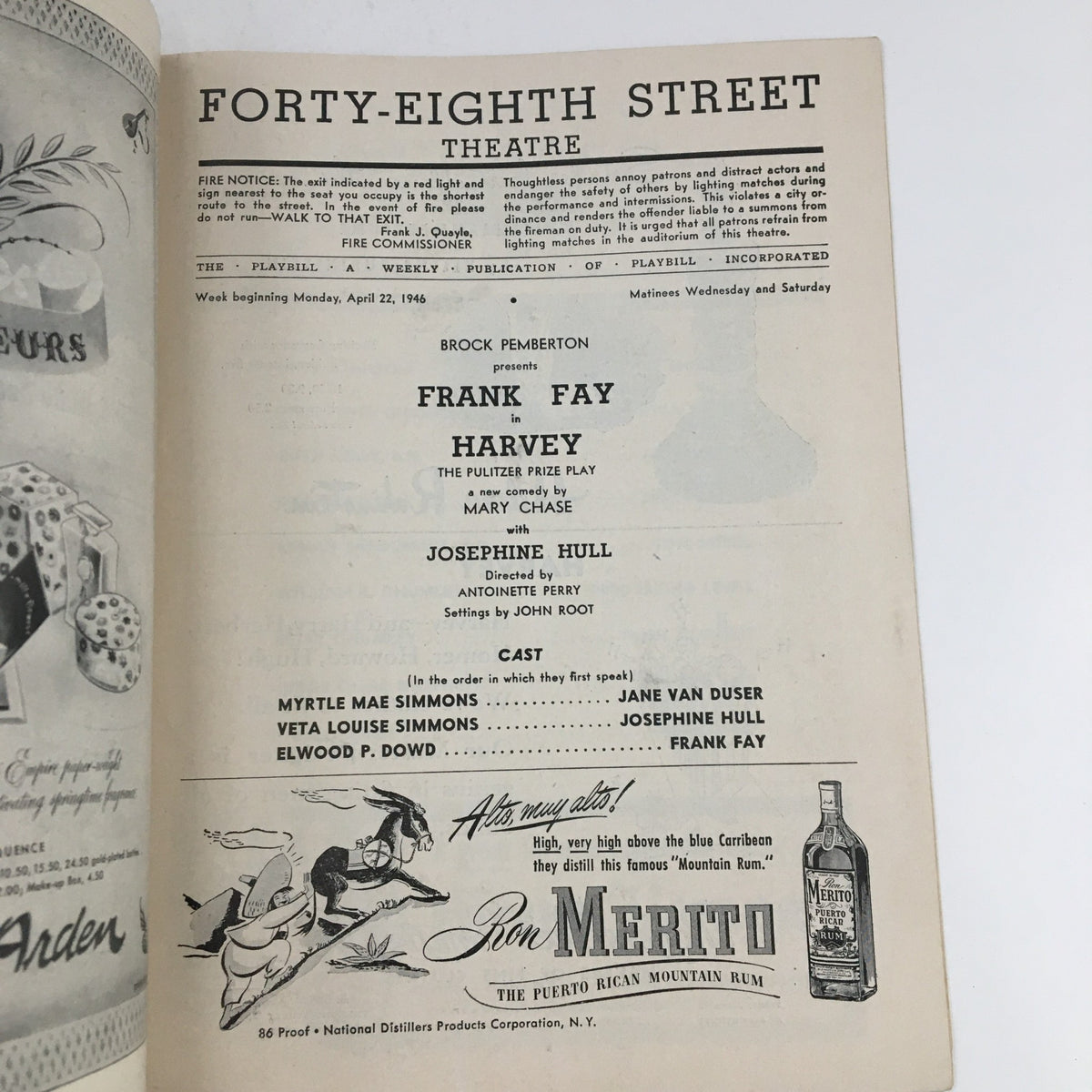Inside page of the 1946 Playbill celebrating Frank Fay in 'Harvey' at the Forty-Eight Street Theatre, detailing cast and production information.