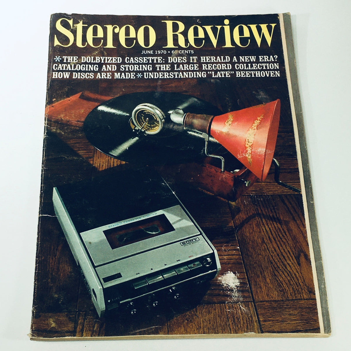 Vintage Stereo Review Magazine from June 1970 featuring the title 'Understanding The Late Beethoven' with a classic record player and cassette player on the cover.