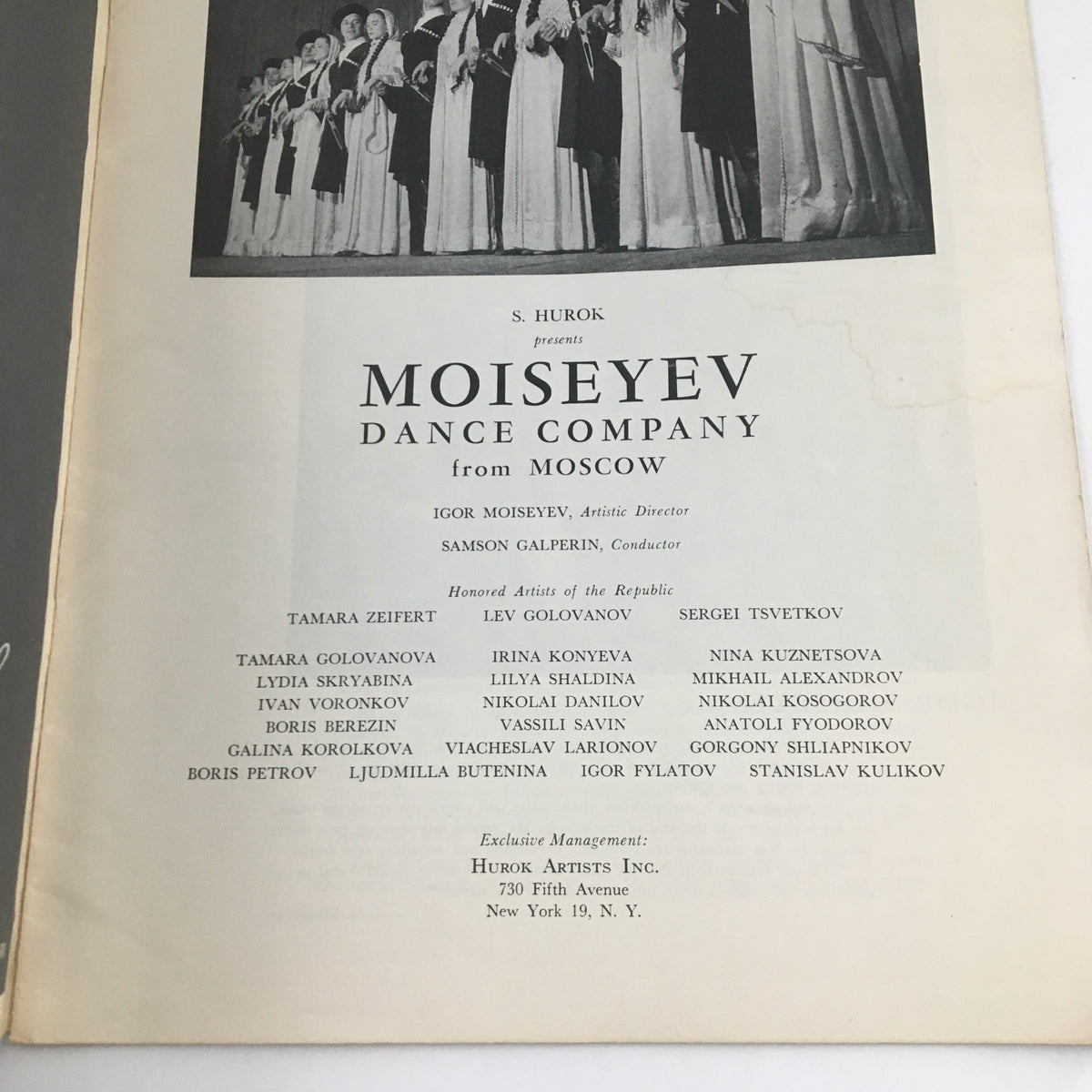 Inside page featuring program details of 1965 S. Hurok Presents Moiseyev Dance Company from Moscow including cast and conductor information.