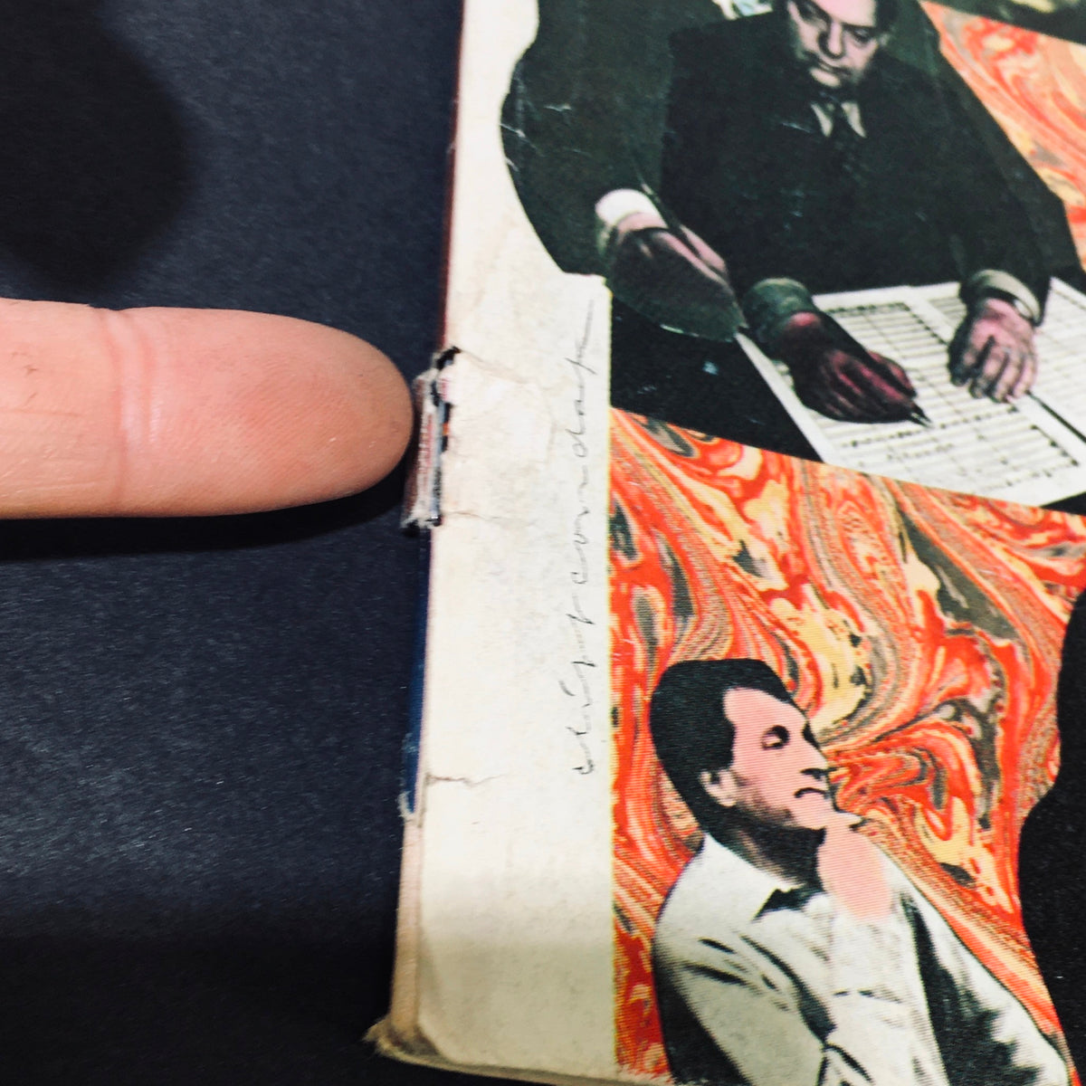 Detail of the spine of VTG High Fidelity Magazine September 1973, highlighting wear and tear along with the magazine's vintage character.