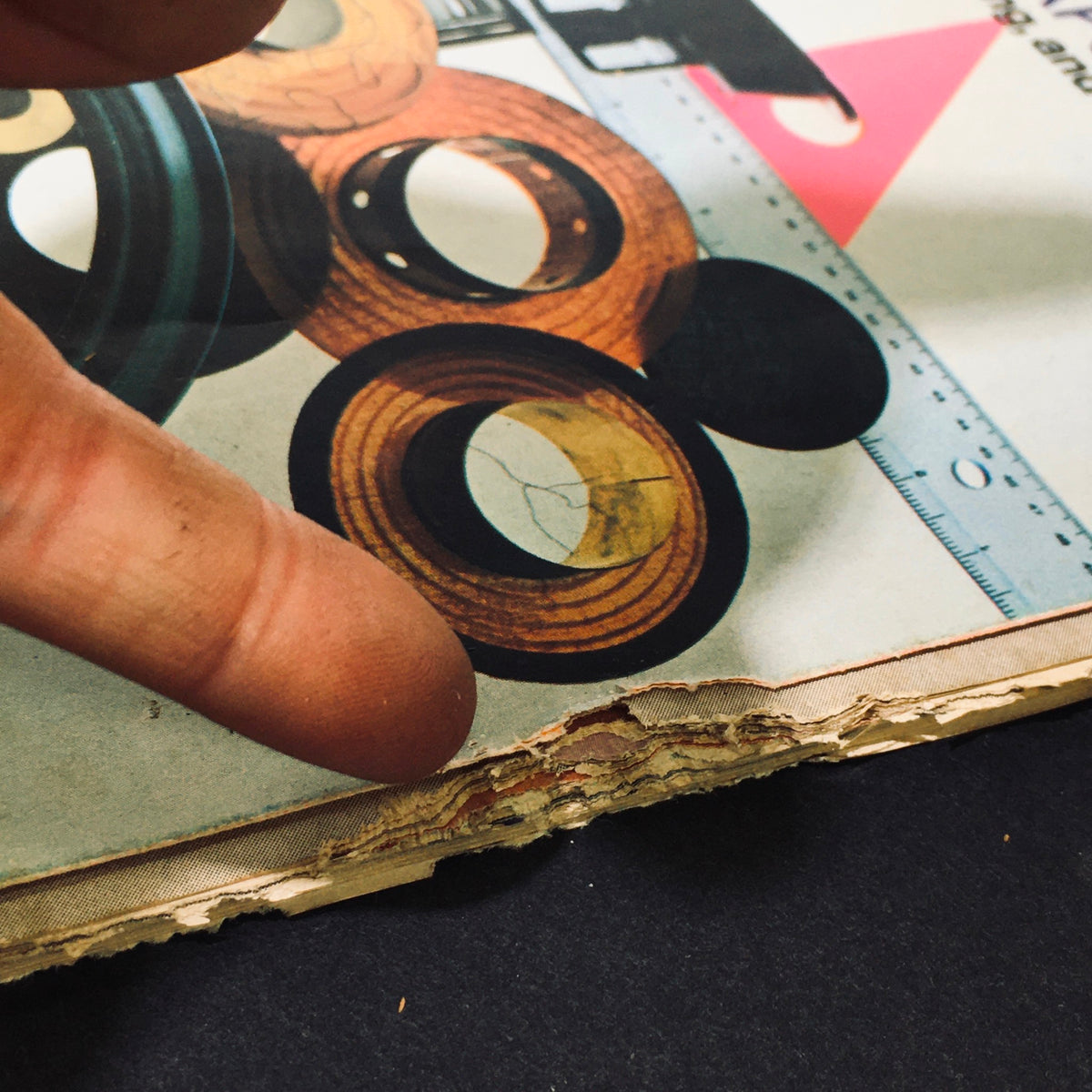 Image showing the edge of the Vintage Stereo Review Magazine August 1975 with visible wear and tear, indicating its used condition.