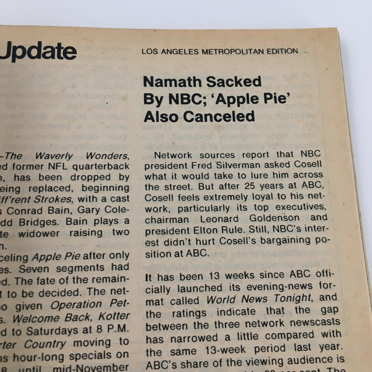 Inside page of TV Guide Magazine October 21, 1978, featuring an article titled 'Namath Sacked By NBC; ‘Apple Pie’ Also Canceled', reflecting the television trends and updates from the Los Angeles Metropolitan Edition.