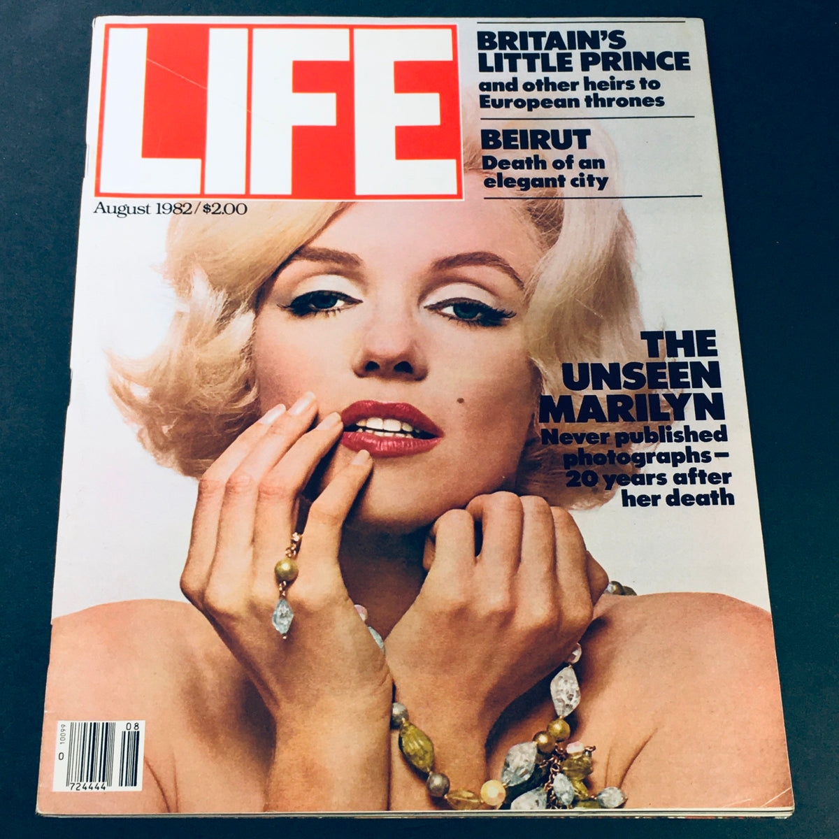 Cover of Life Magazine August 1982 featuring Marilyn Monroe with unseen never published photos, highlighting her iconic beauty and allure.