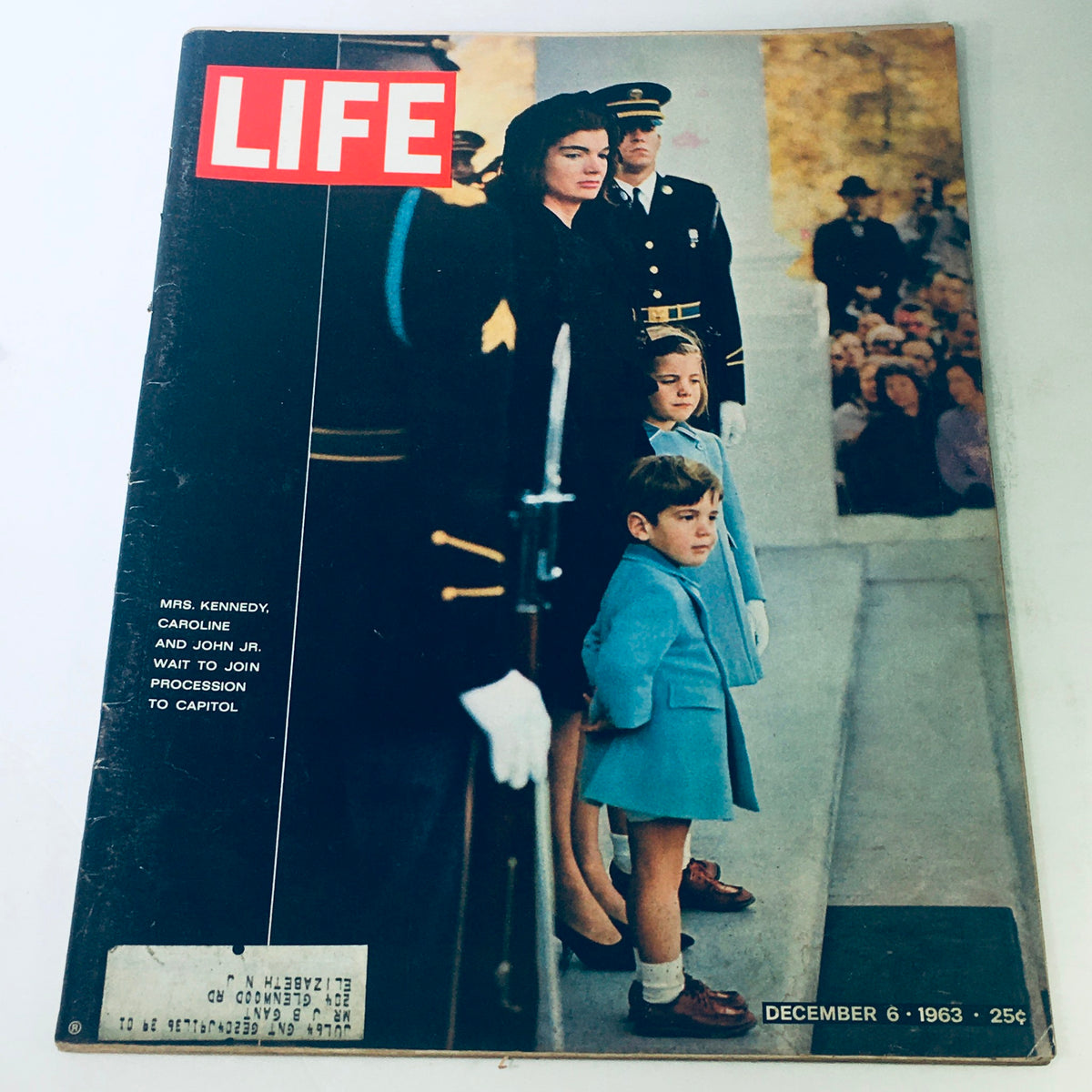 VTG Life Magazine December 6 1963 cover featuring Mrs. Jackie Kennedy with her children, Caroline and John Jr., during a historic moment waiting to join the procession to the Capitol.