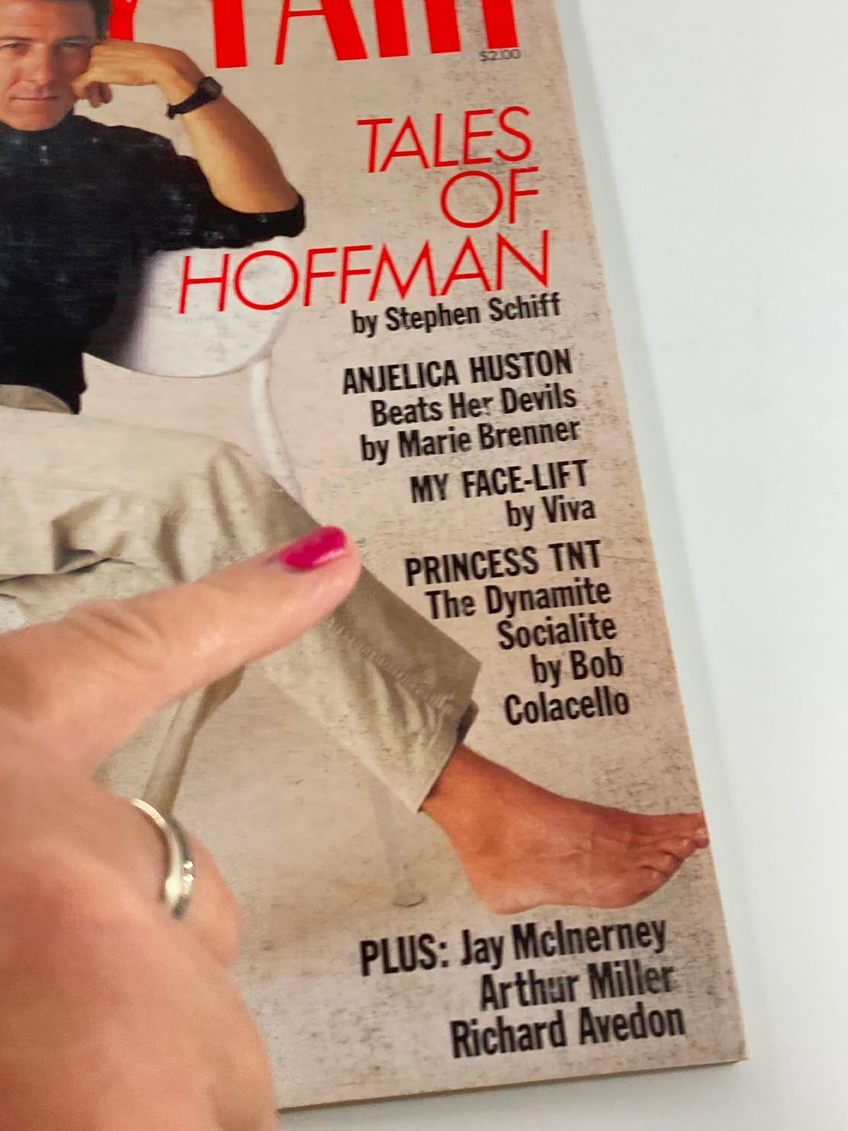 Detailed look at the September 1985 issue of Vanity Fair, focusing on Dustin Hoffman with the title 'Tales of Hoffman' prominently displayed.