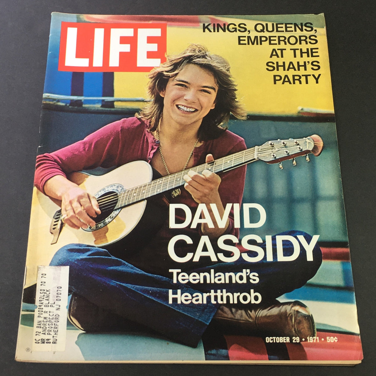 Vintage October 29, 1971 Life Magazine cover featuring David Cassidy, the teen heartthrob, playing guitar, with the title highlighting 'Kings, Queens, Emperors at the Shah's Party.'