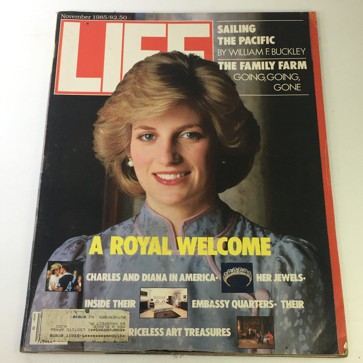 Life Magazine November 1985 cover featuring a portrait of Princess Diana with the headline 'A Royal Welcome' showcasing Charles and Diana in America. This vintage magazine highlights royal life and cultural significance from the 1980s.