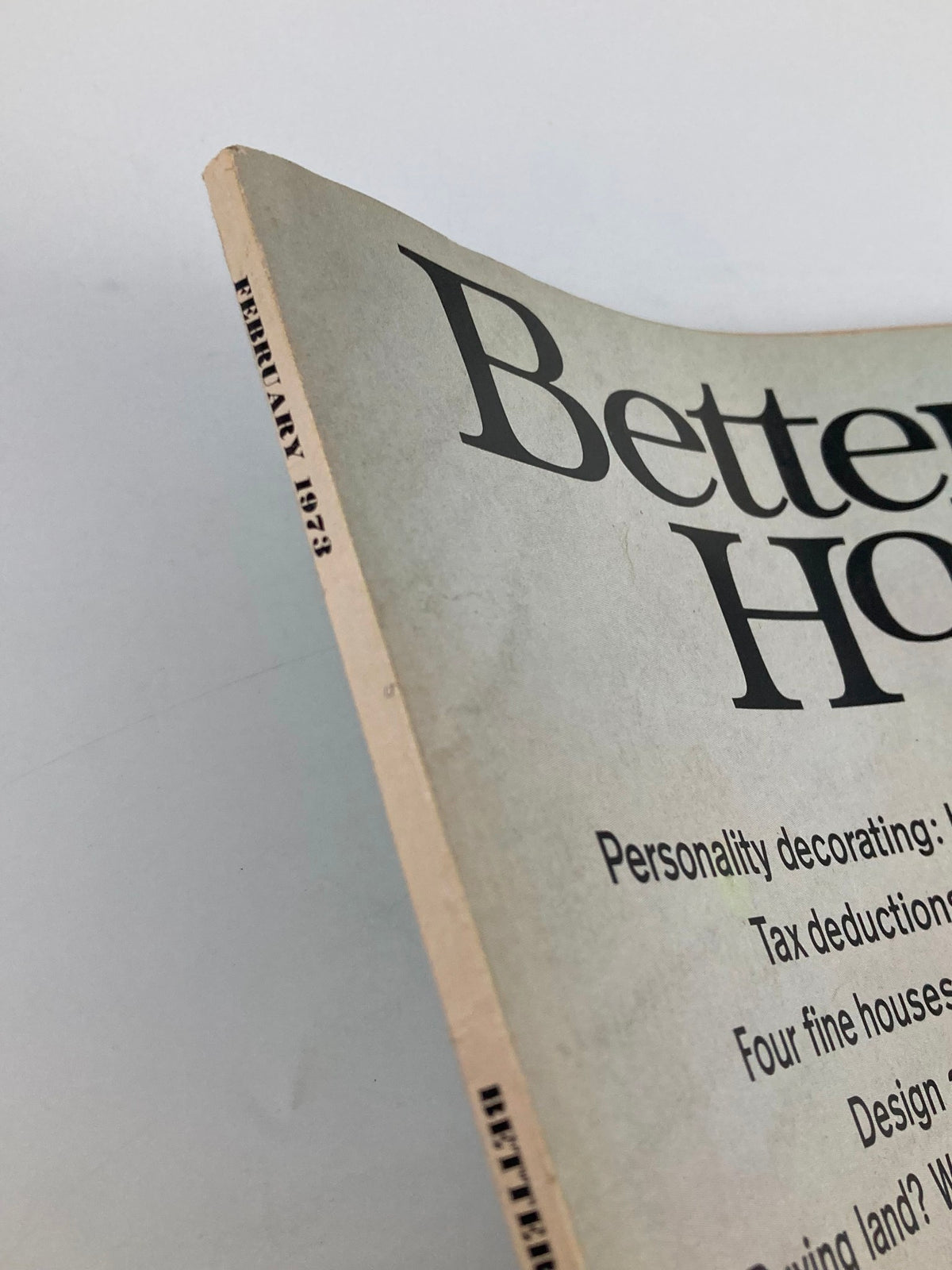Side view of the VTG Better Homes and Gardens Magazine February 1973 showcasing the title and publication date.