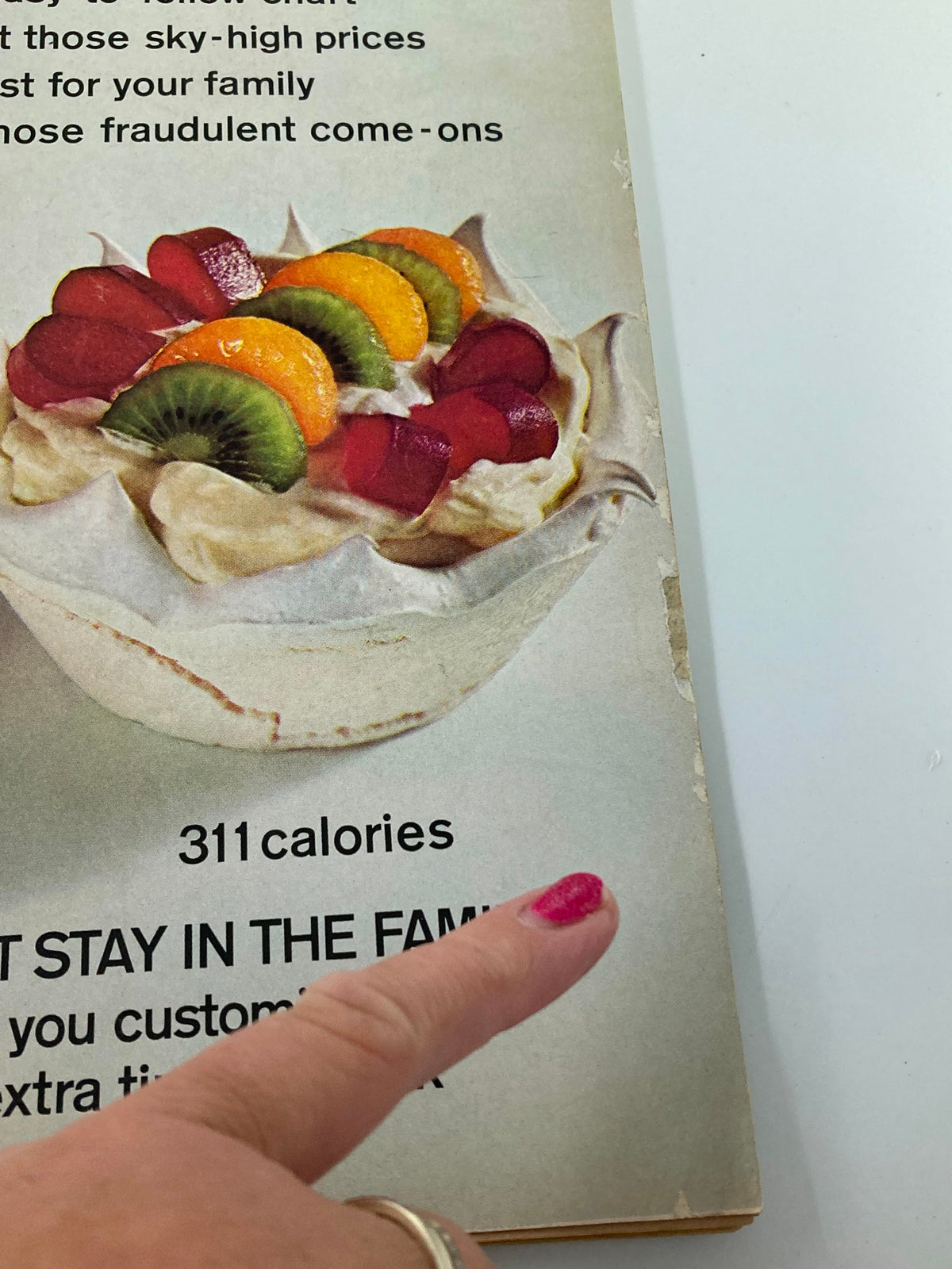 Close-up image from the VTG Better Homes and Gardens Magazine February 1973 highlighting a dessert bowl with fruit and caloric information.