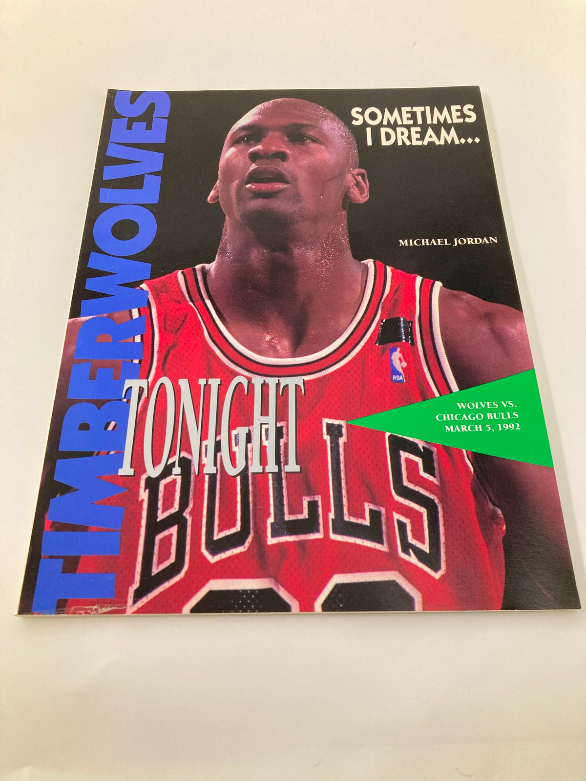 Timberwolves Tonight Magazine cover from March 5, 1992, featuring Michael Jordan of the Chicago Bulls, highlighting a matchup between the Timberwolves and Bulls.