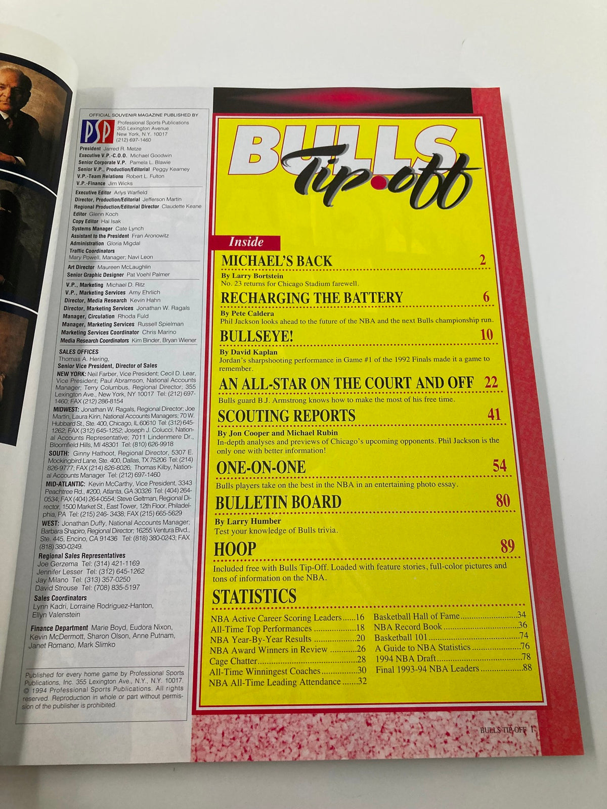 Inside page of the NBA Hoop Bulls Tip Off Magazine 1994, detailing articles and features about the Chicago Bulls, including player insights and statistics.