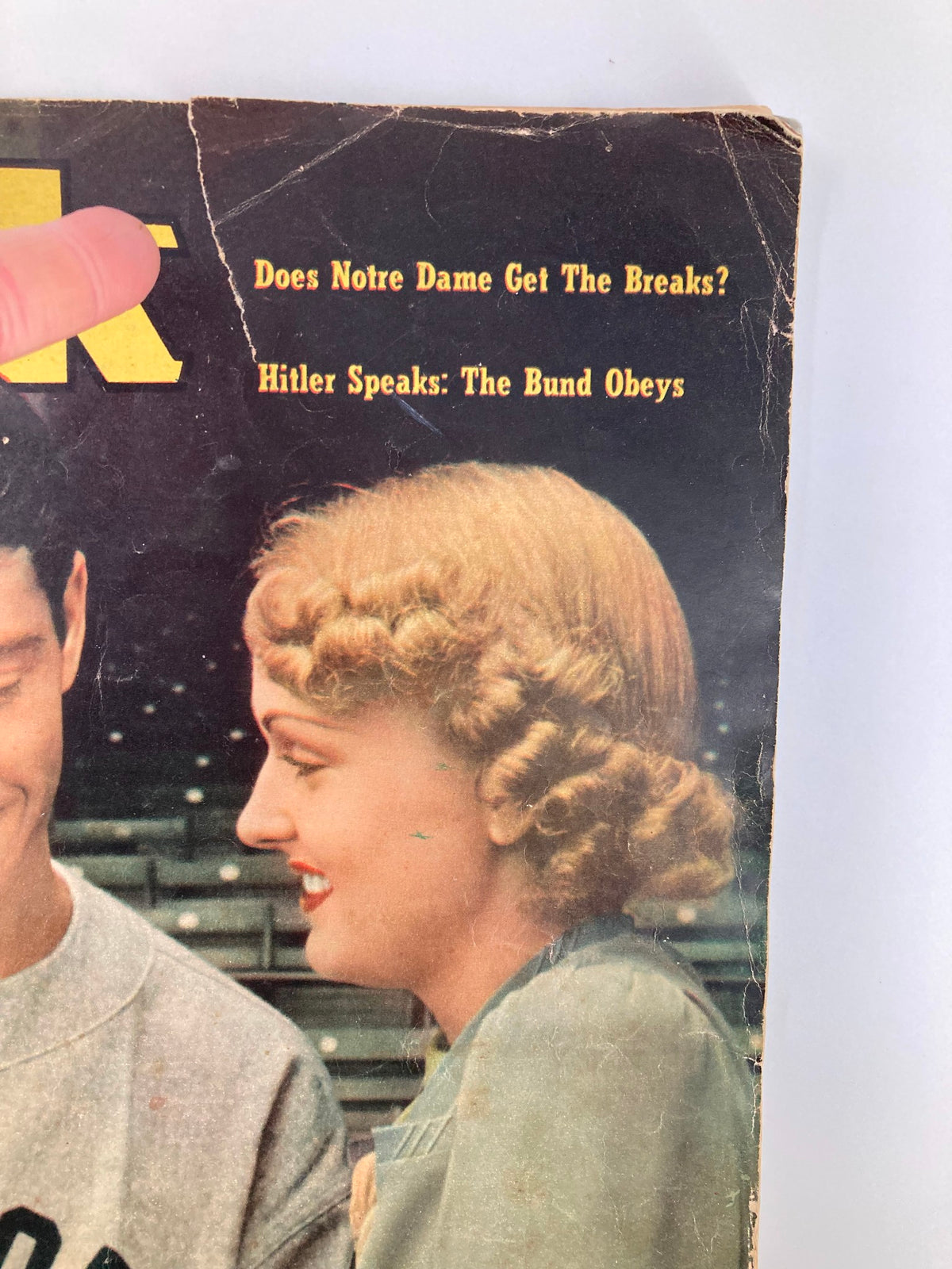 Vintage Look Magazine October 10 1939 Joe DiMaggio and Bride-To-Be No Label