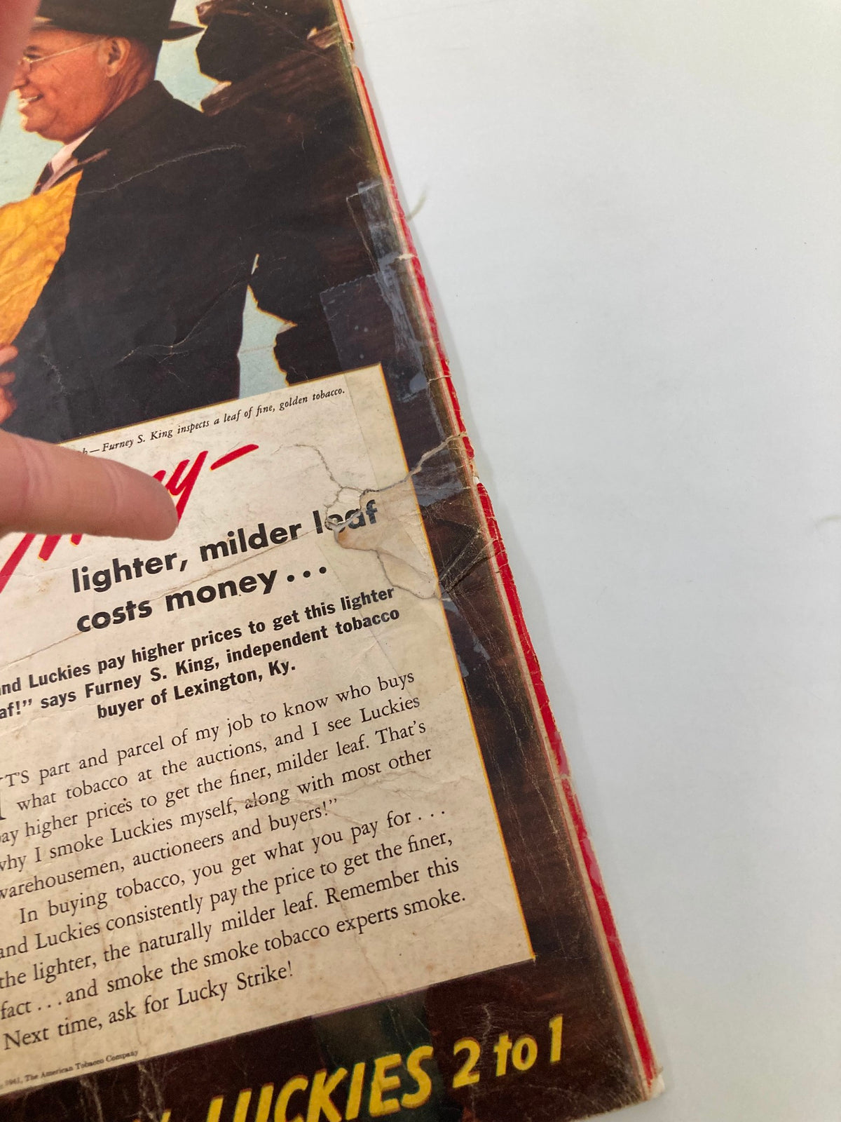 Back cover of VTG Look Magazine April 22 1941, showing a vintage advertisement and details about tobacco.