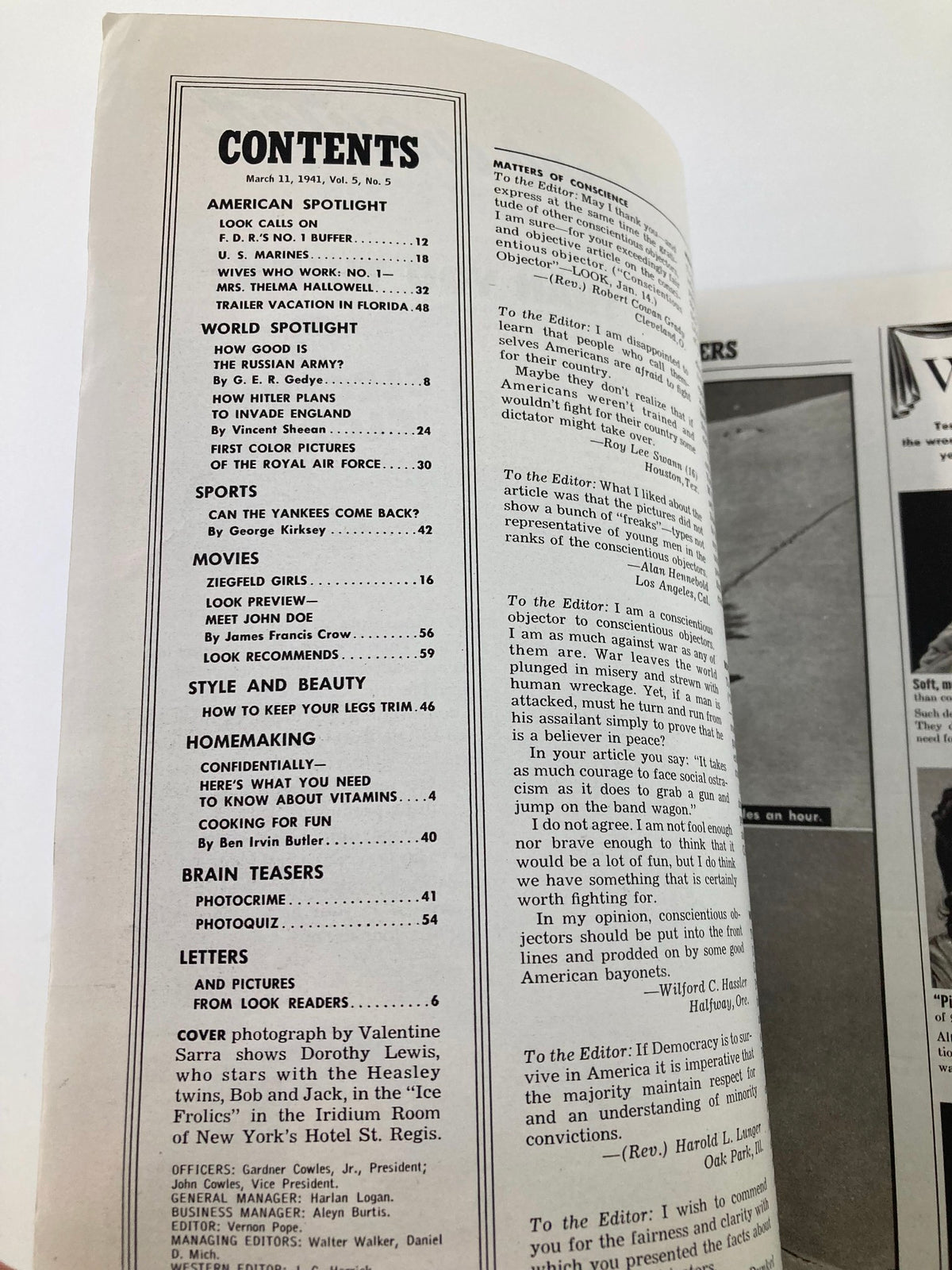 Contents page of VTG Look Magazine March 11 1941 listing articles including 'American Spotlight' and 'Style and Beauty'.