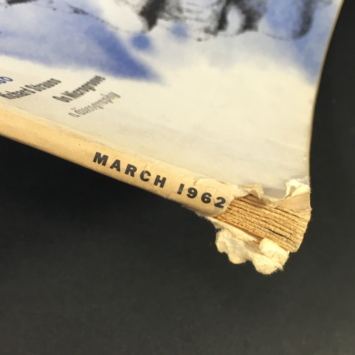 Spine of the VTG High Fidelity Music Magazine from March 1962, displaying the publication month and year.