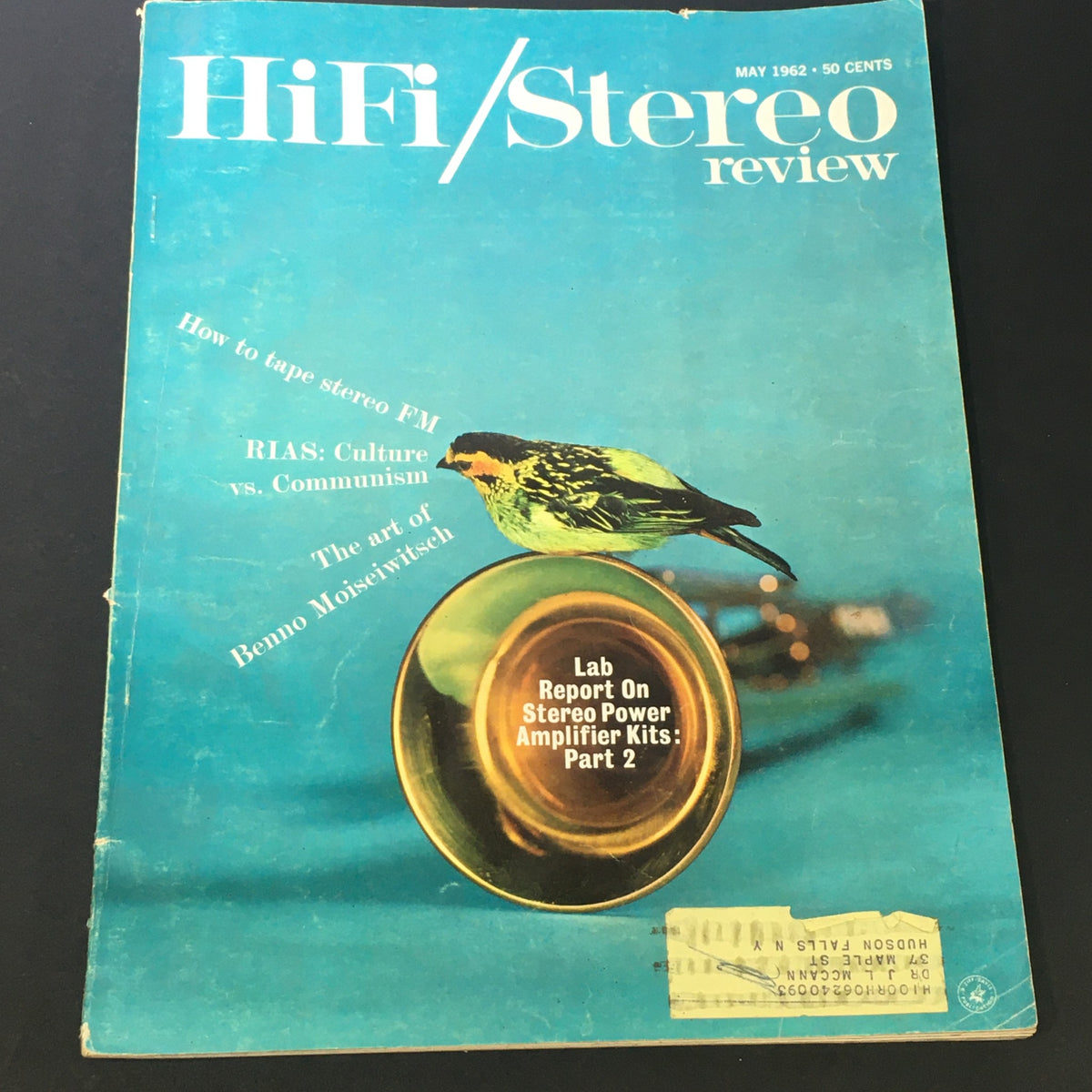 Cover of VTG HiFi Stereo Review Magazine May 1962 featuring Stereo Power Amplifier Kits Part 2 with a colorful bird illustration and titles related to audio technology.
