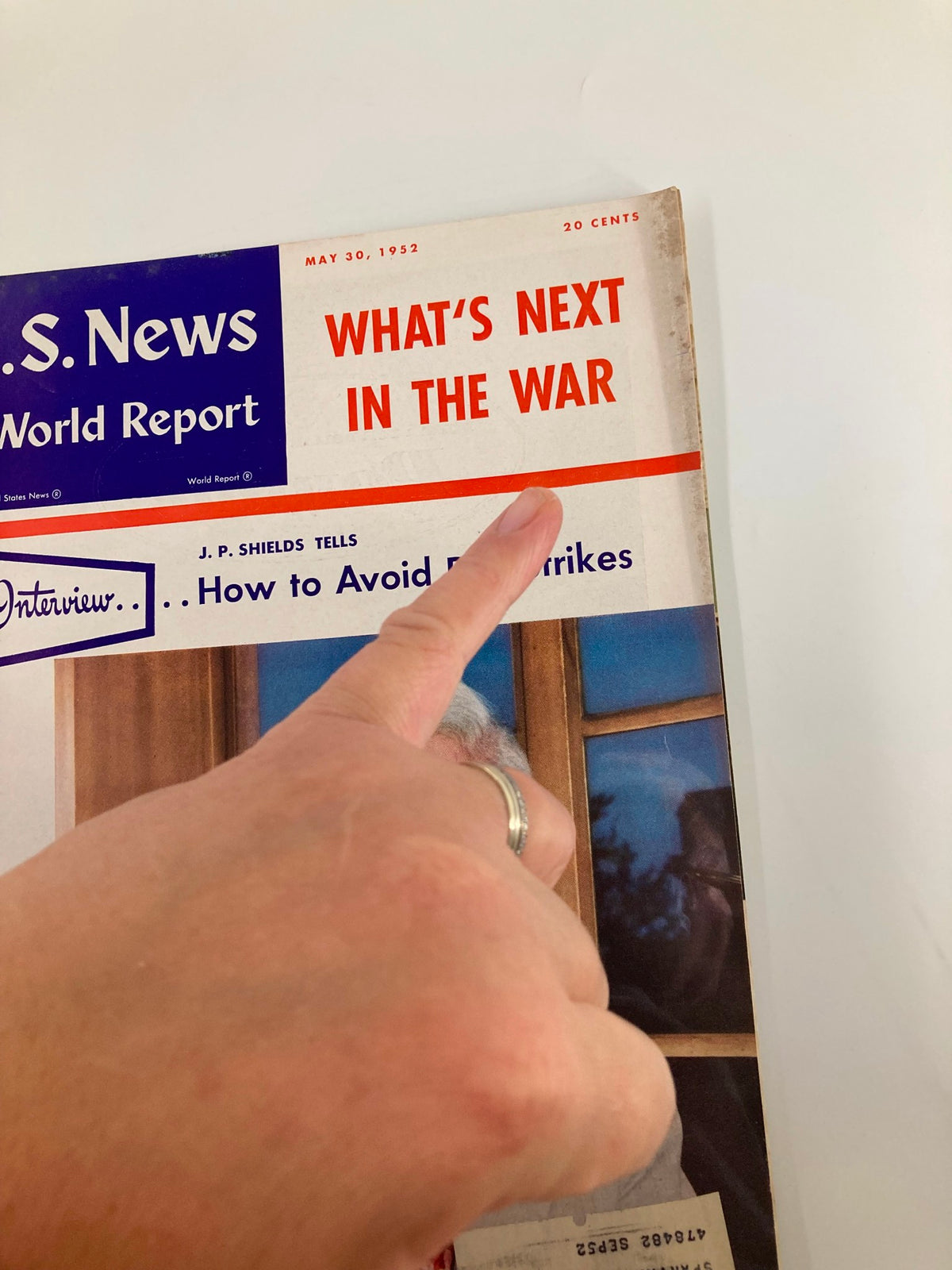 Cover of US News & World Report Magazine May 30, 1952, featuring the headline 'What's Next in the War' and highlighting J.P. Shields of the Rail Engineers' Union.