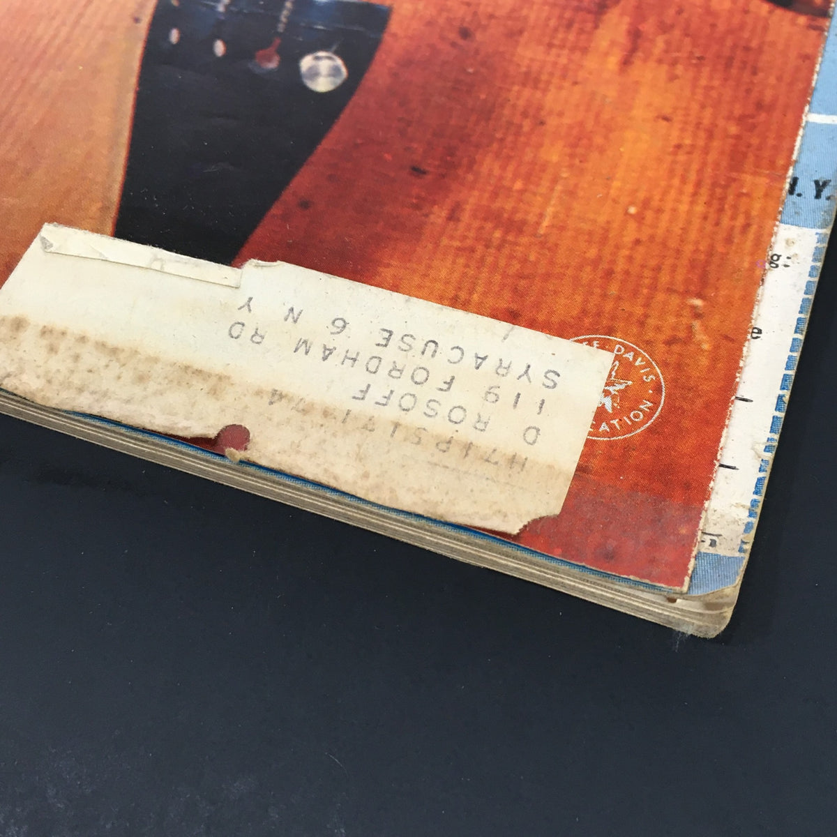 Bottom corner of the vintage VTG HiFi Stereo Review Magazine September 1961, revealing an address label and minor wear, adding to its vintage character.