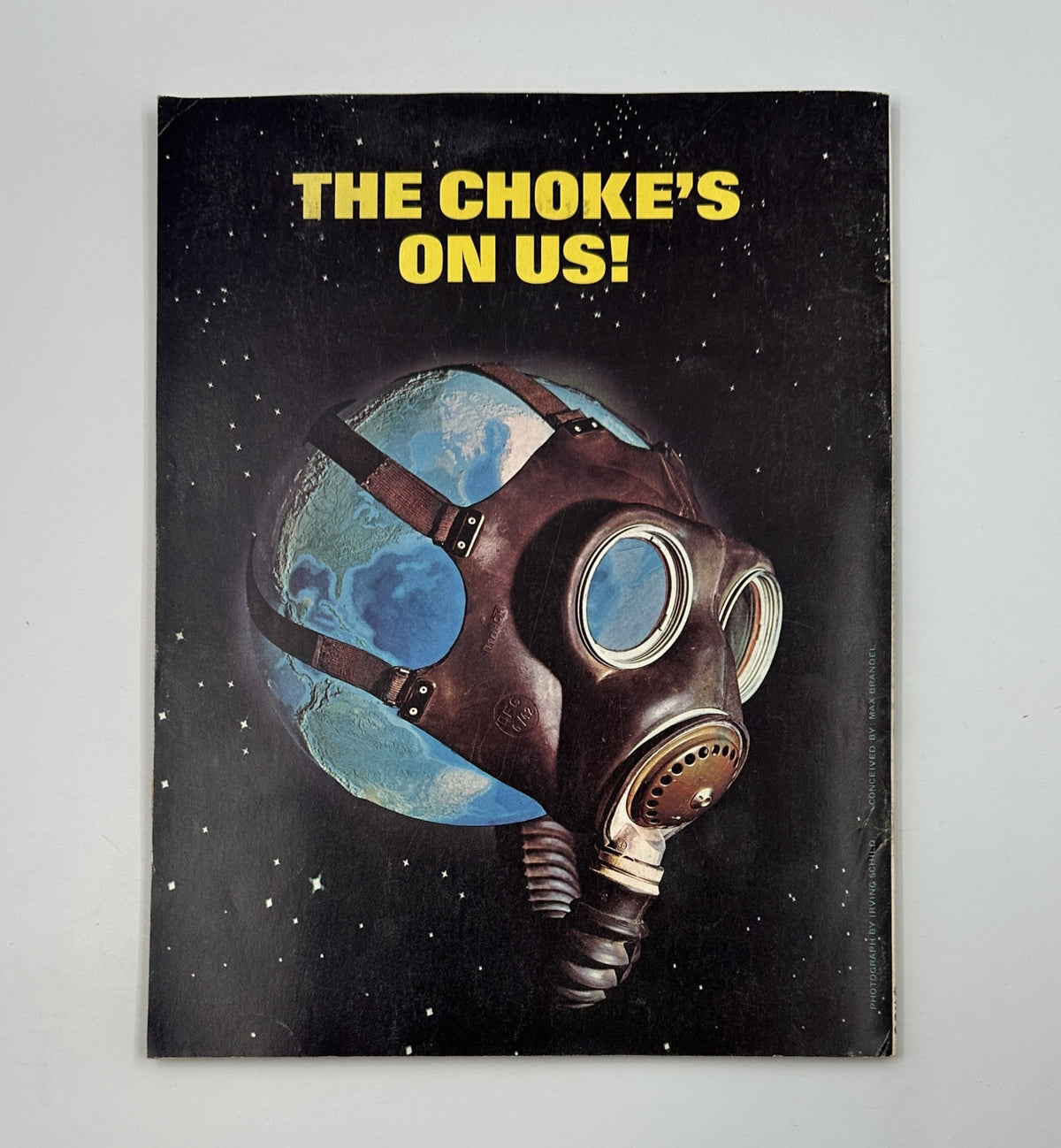 MAD Magazine Super Special No. 21 1976 cover featuring a globe with a gas mask, captioned 'THE CHOKE'S ON US!', great for collectors of vintage comic inserts.