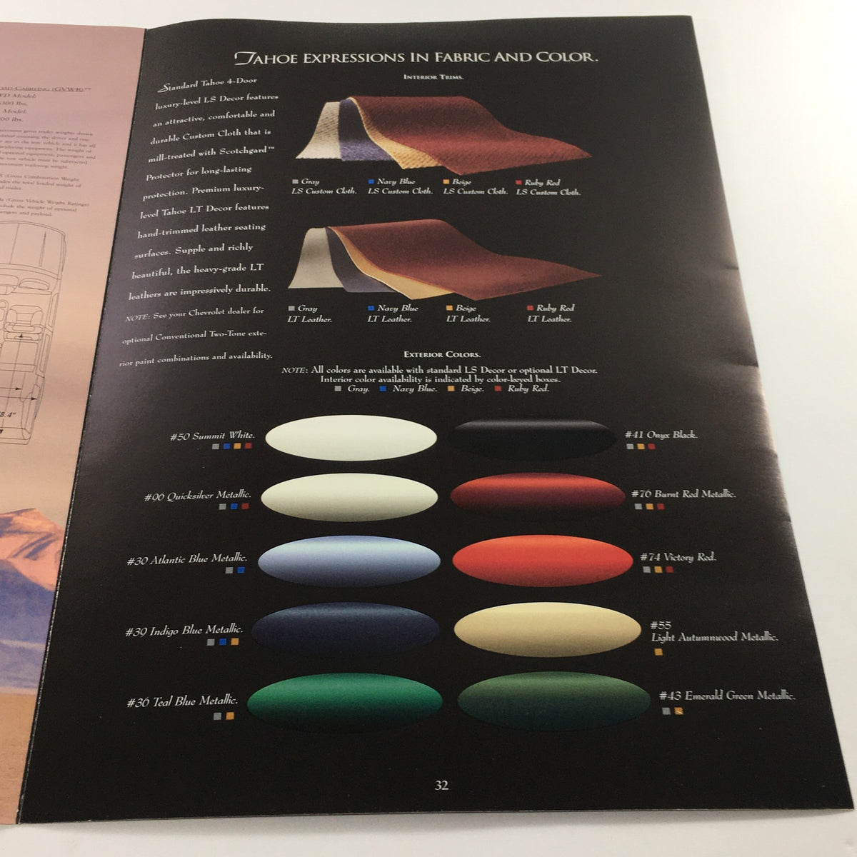 1995 Chevrolet Tahoe Dealership Car Auto Brochure Catalog page detailing the fabric and color options available for the Tahoe interior and exterior.