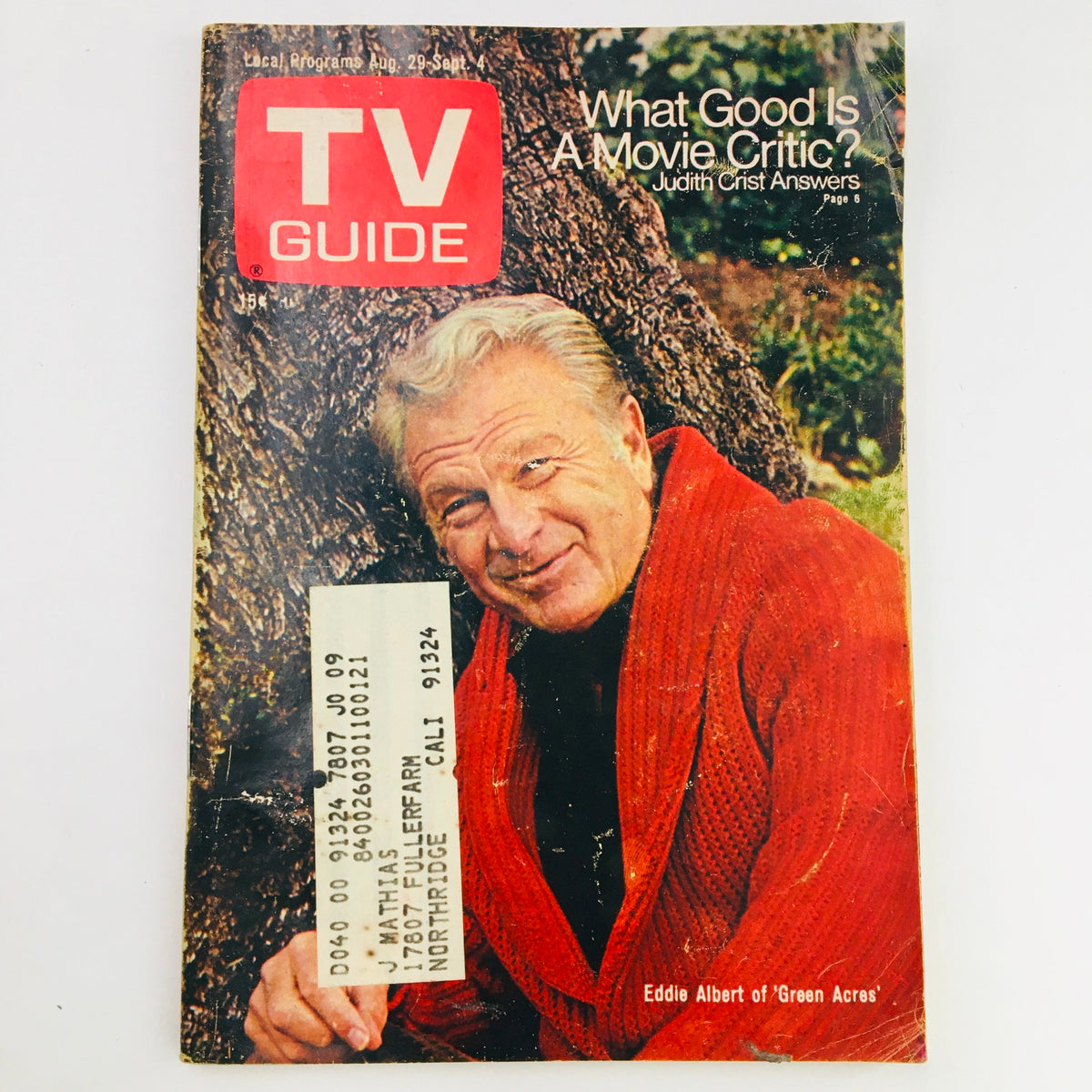 TV Guide August 29 1970 Vol 18 #35 featuring a cover photo of actor Eddie Albert, showcasing the vintage magazine's charm and appeal.