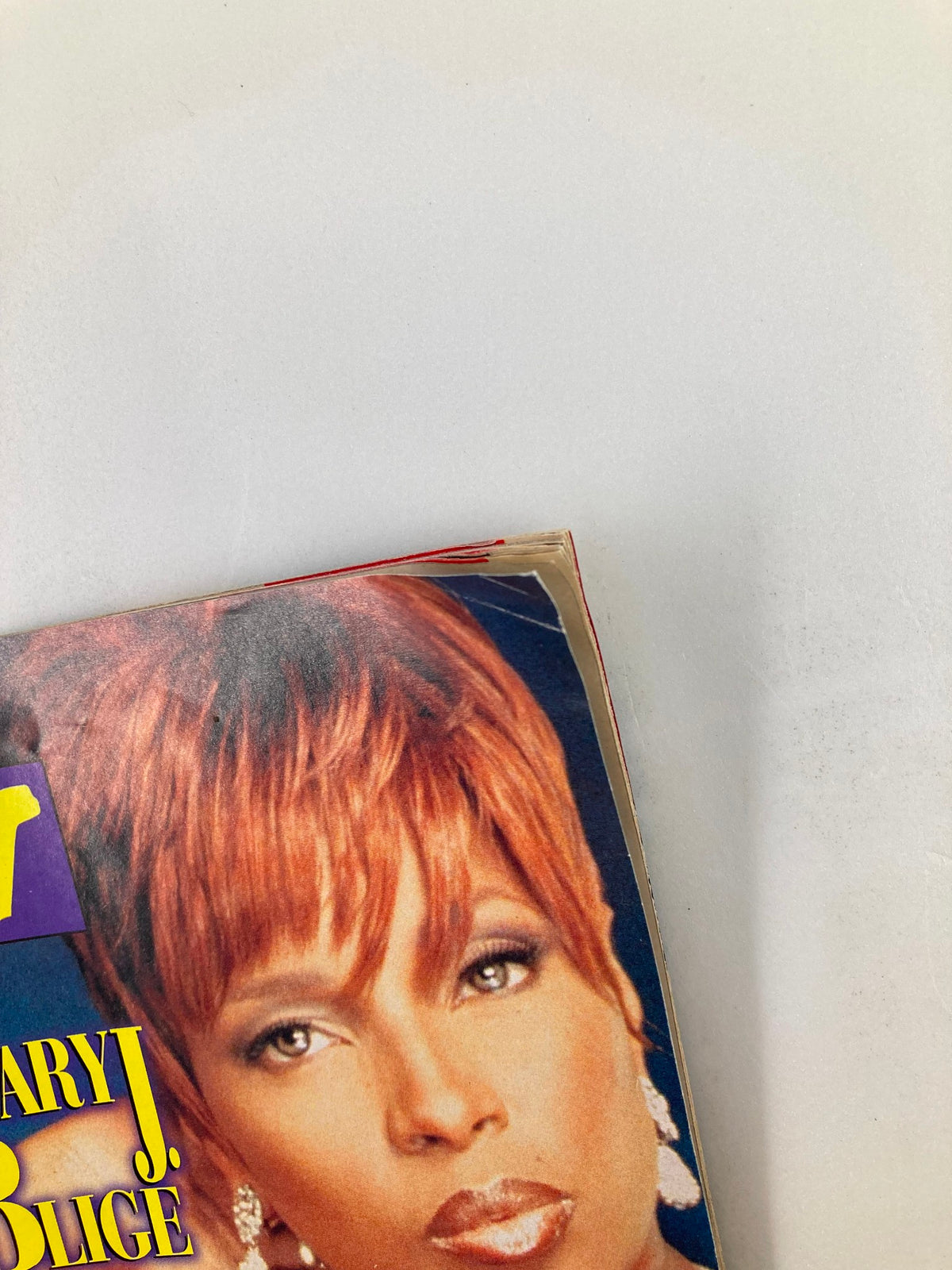 Close-up of the cover of Jet Magazine from November 29, 1999, featuring Mary J. Blige, highlighting her vibrant hairstyle and makeup.