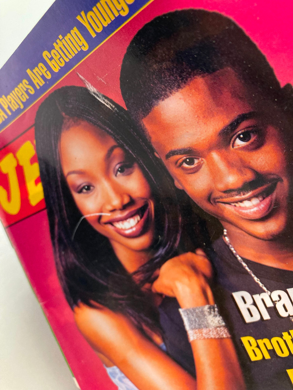 Close-up of Jet Magazine cover November 27 2000 highlighting Brandy and Brother Ray J in 'Moesha'.