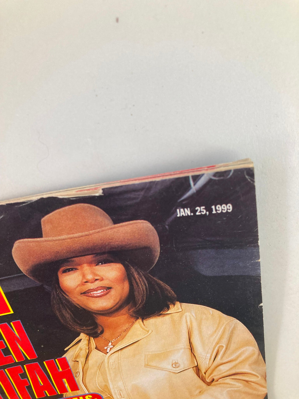 Close-up of the publication date on the cover of Jet Magazine January 25, 1999, featuring Queen Latifah.