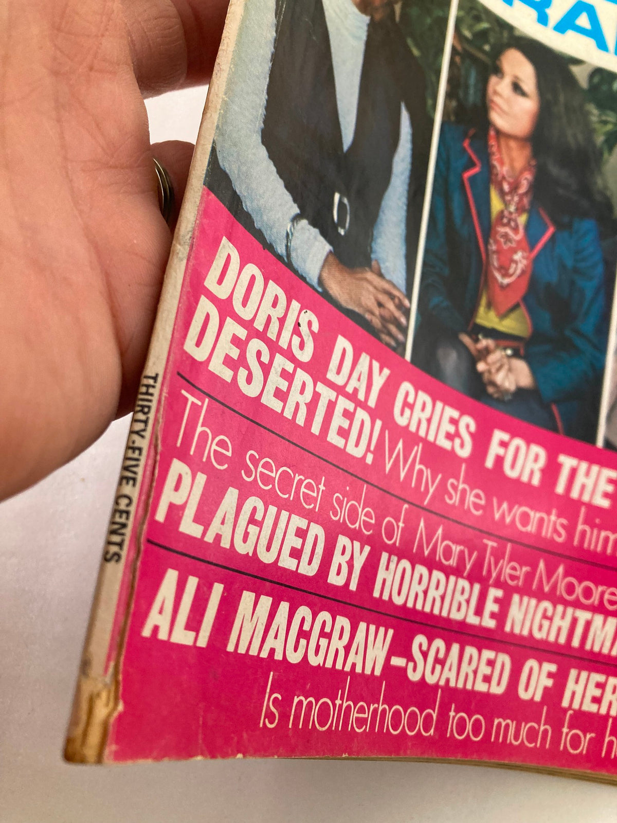 Close-up of the Vintage Movie Parade Magazine from September 1971 featuring the title 'VTG Movie Parade Magazine September 1971 Vol 10 #18 Mary Tyler Moore No Label'. The magazine showcases articles about Doris Day and Mary Tyler Moore, with visible wear and an eye-catching pink cover.