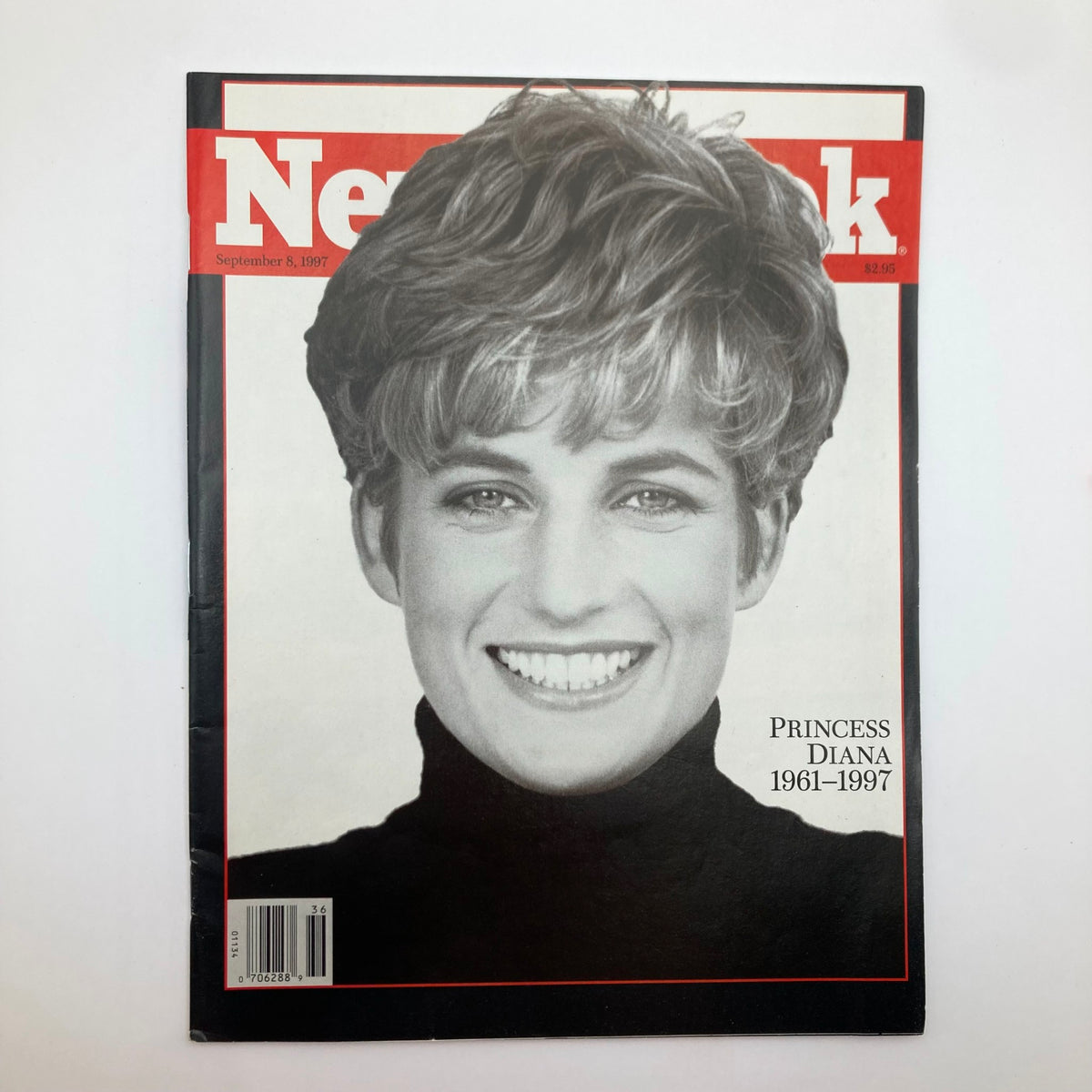 Cover of Newsweek Magazine from September 8, 1997 featuring Princess Diana, commemorating her life from 1961 to 1997, in very good condition.