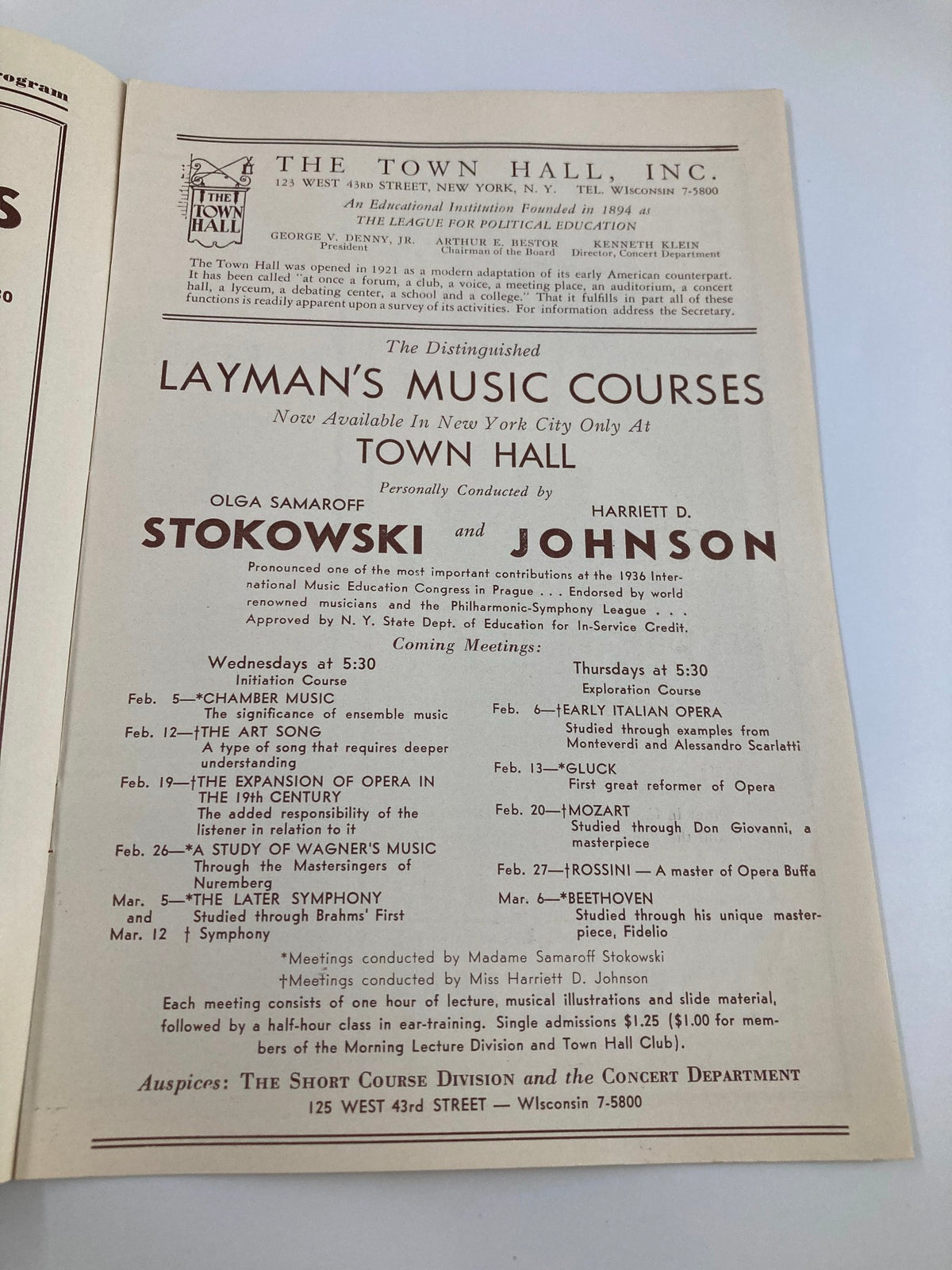 1940 The Town Hall Song Recital by Kenneth Spencer Basso showing details of the Layman's Music Courses offered at Town Hall.