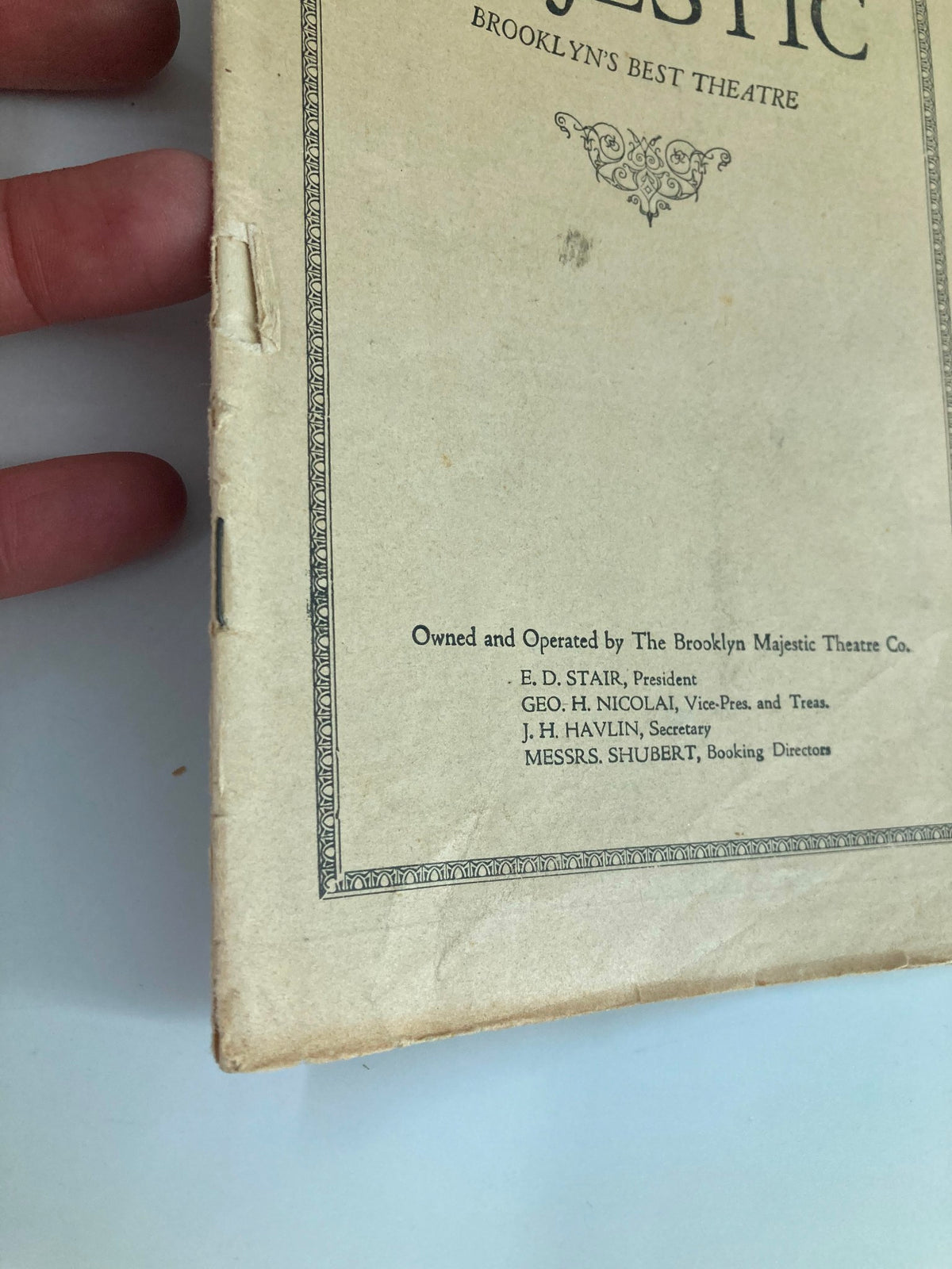 Back cover of the 1925 Majestic Theatre Playbill featuring Jane Cowl in Romeo and Juliet, showcasing vintage theatre details.