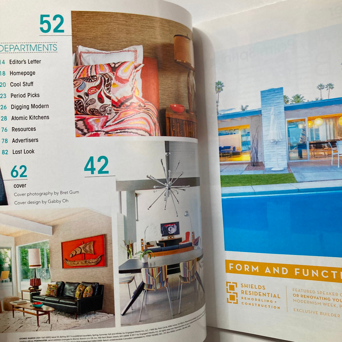 Page from Atomic Ranch Magazine Spring 2017 displaying design elements, including modern decor and home inspiration topics.