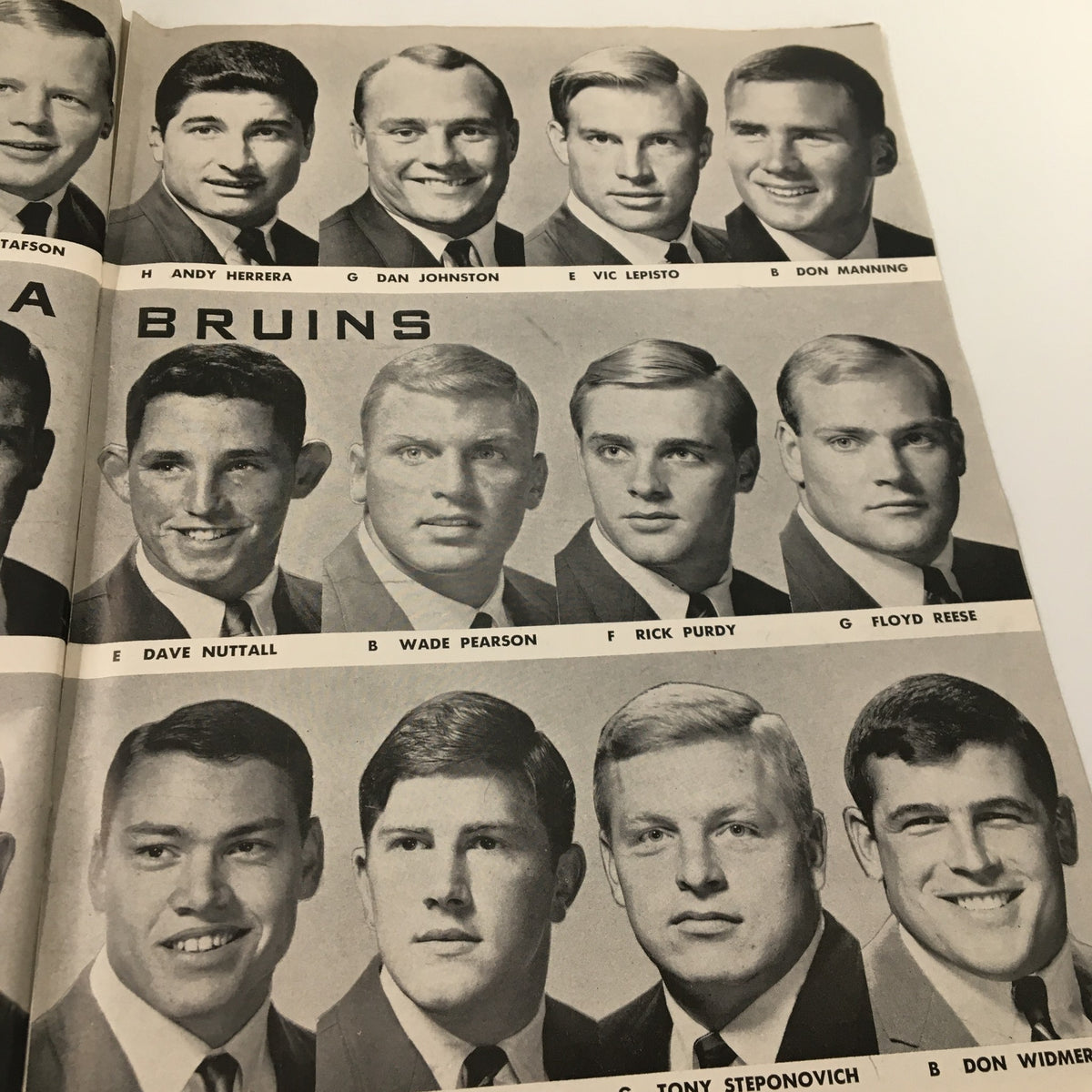 October 21 1967 NCAA Football UCLA Bruins vs Stanford Cardinal Official Program featuring photos of UCLA Bruins players including Dave Nuttall and Wade Pearson.