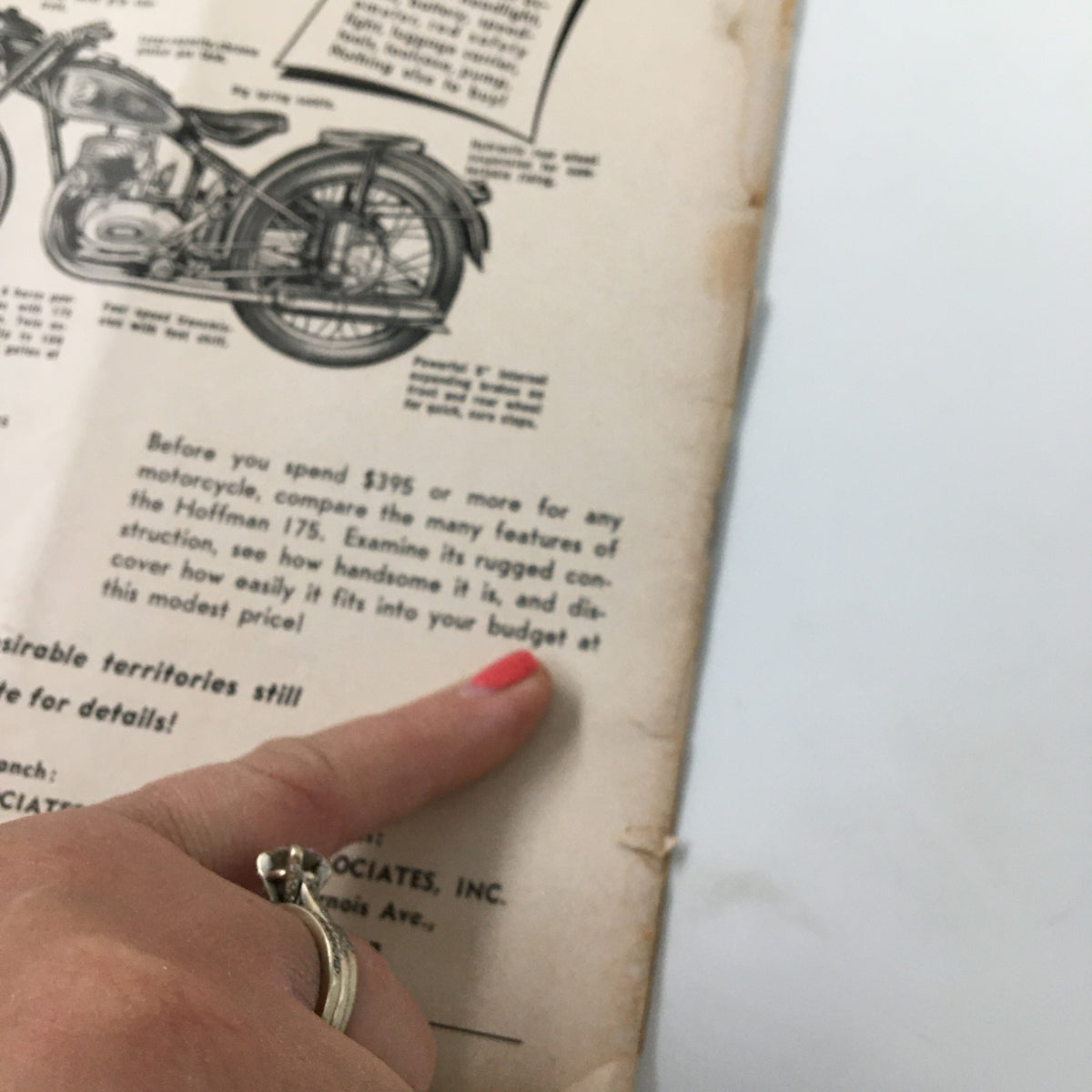 Back page of VTG Cycle Magazine December 1953 showcasing an advertisement for the Hoffman 175 motorcycle, discussing features and pricing.