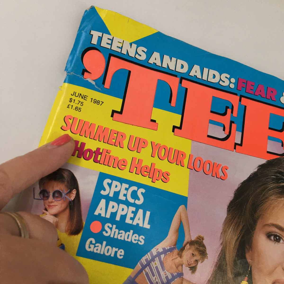Close-up of the title and cover details of VTG Teen Magazine June 1987, emphasizing summer style tips and the Brat Pack.