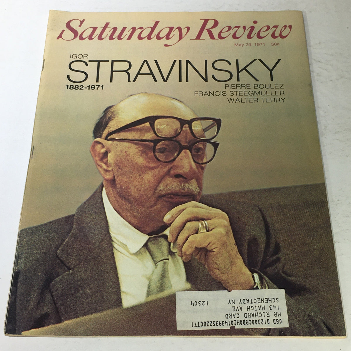 Vintage Saturday Review magazine featuring Igor Stravinsky, published on May 29, 1971, showcasing a thoughtful portrait of the composer with multiple glasses, reflecting on his influential career.