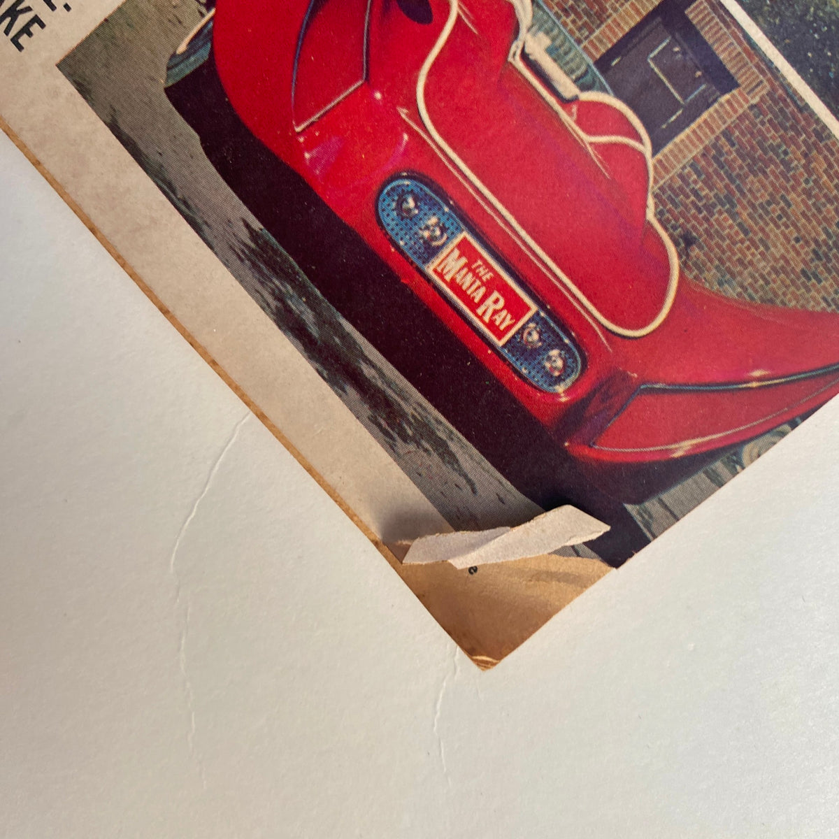 Close-up image of The Manta Ray car featured in the VTG Rodding & Re-Styling Magazine November 1962 showing detailed design and license plate.