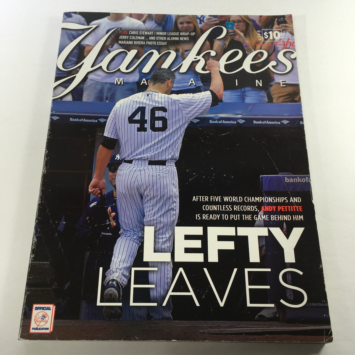 Cover of Yankees Magazine October 2013, Volume 34, Issue 8 featuring MLB pitcher Andy Pettitte leaving the field, highlighting his career and legacy in baseball.
