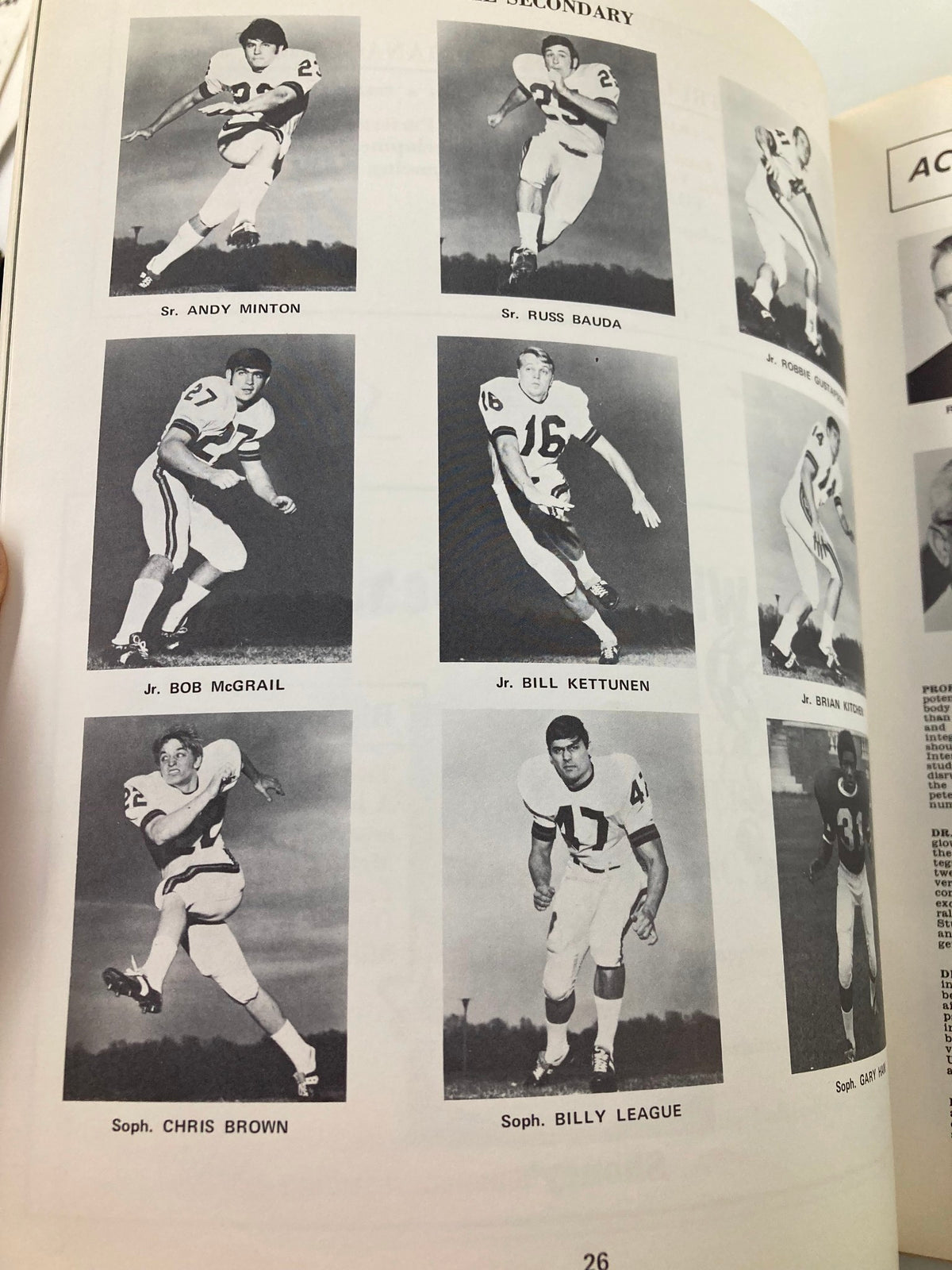 Player section from the October 24 1970 The College Game Virginia William & Mary Scott Stadium Program showcasing Virginia William & Mary football players with photos and positions.