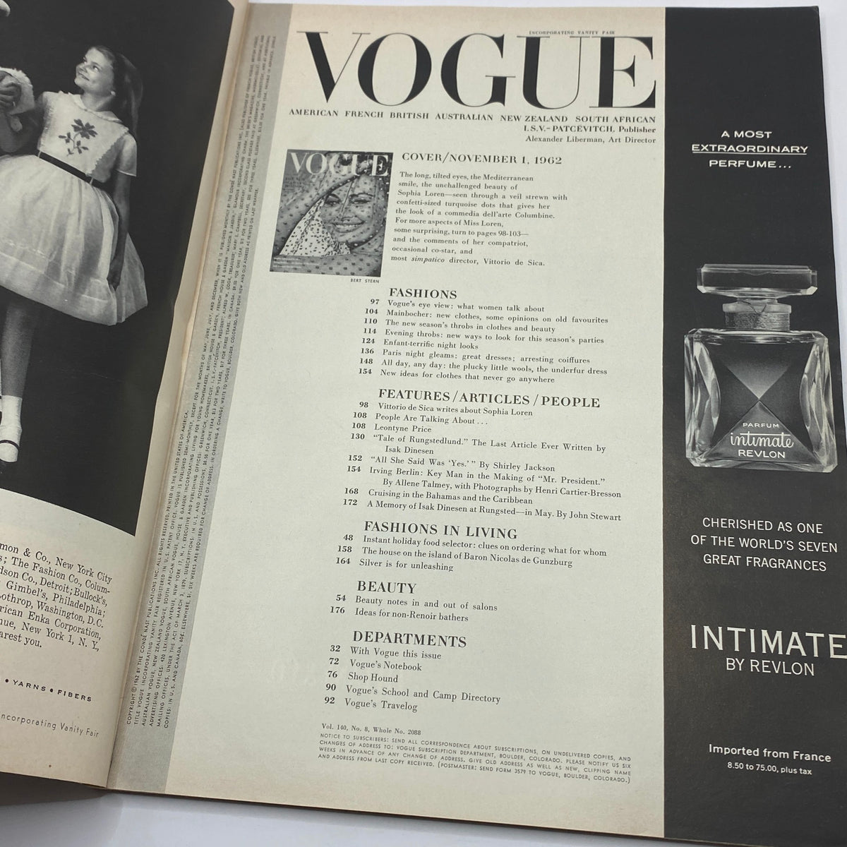 Inside page of the VTG Vogue Magazine November 1, 1962, featuring a table of contents with article highlights, including a feature on Sophia Loren.