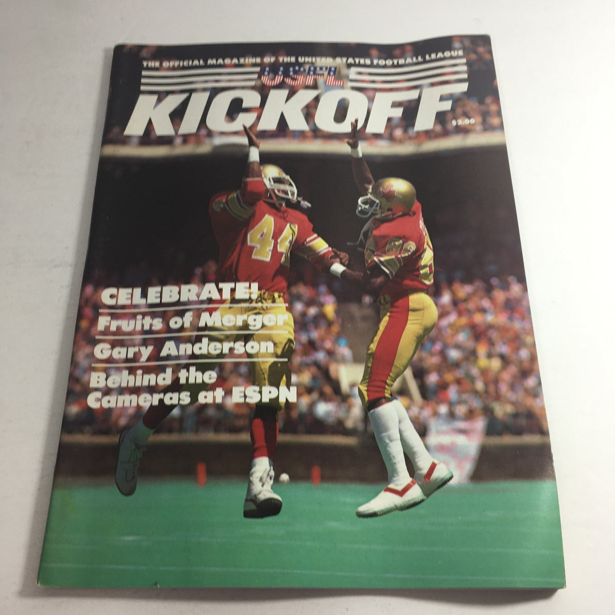 VTG USFL Kickoff Official Magazine 1985 Vol 3 #6 featuring a celebratory moment on the cover, showcasing football players celebrating a touchdown.