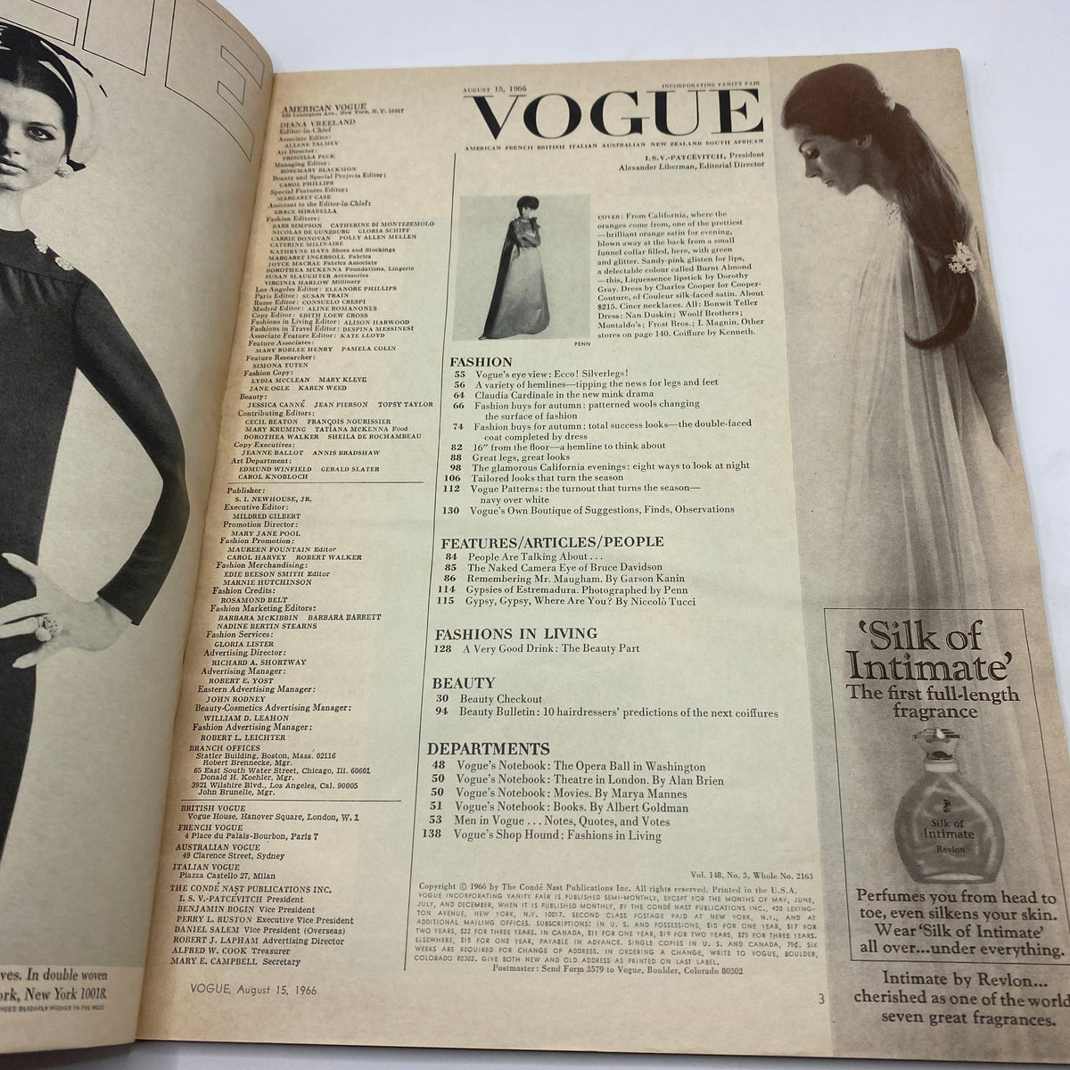Interior page of the VTG Vogue Magazine August 15 1966 featuring fashion contents, showcases a stylish model and magazine layout by Richard Avedon.