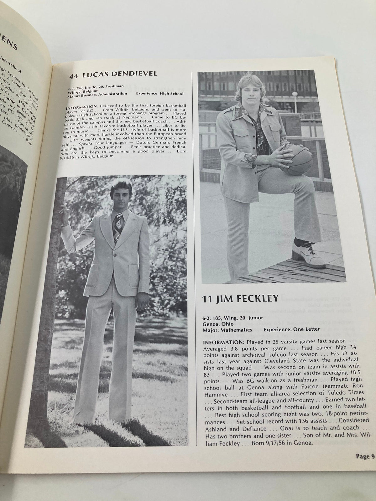 1976-1977 Bowling Green State University Basketball Schedule Program featuring player profile of Lucas Dendievel.