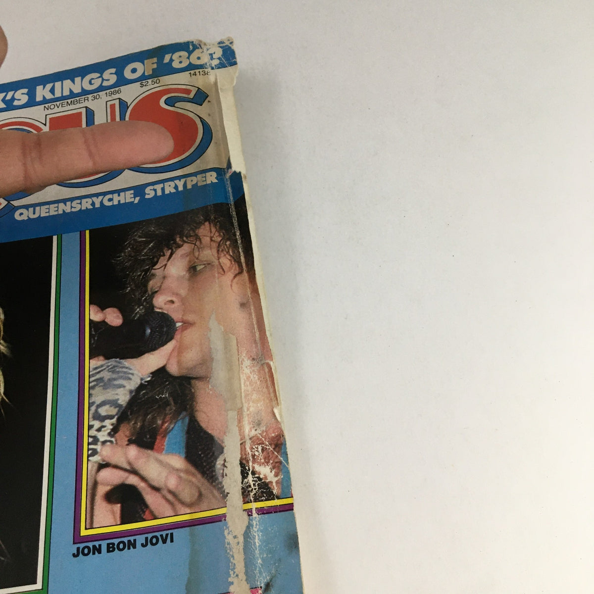 Cover of Circus Magazine dated November 30 1986 featuring a performance image of Jon Bon Jovi and promotional content for various rock bands.