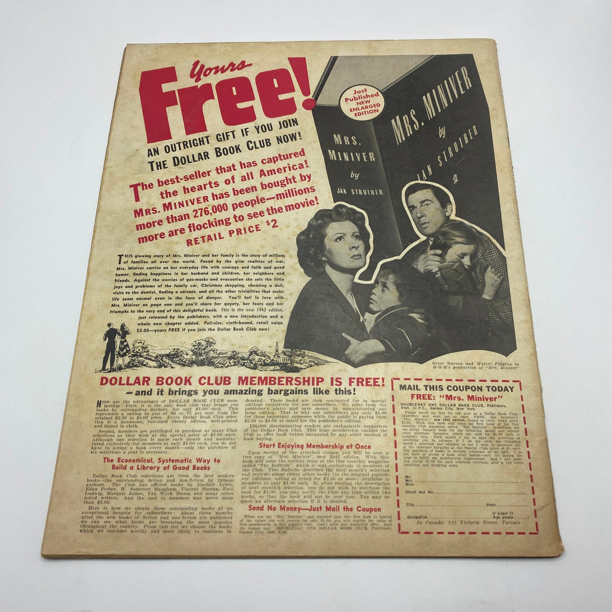 Cover page of VTG Pic Magazine November 10, 1942, Volume 11, Number 10 by Barbara Brown, highlighting the promotional offer for the Dollar Book Club and featuring iconic images related to the film Mrs. Miniver.