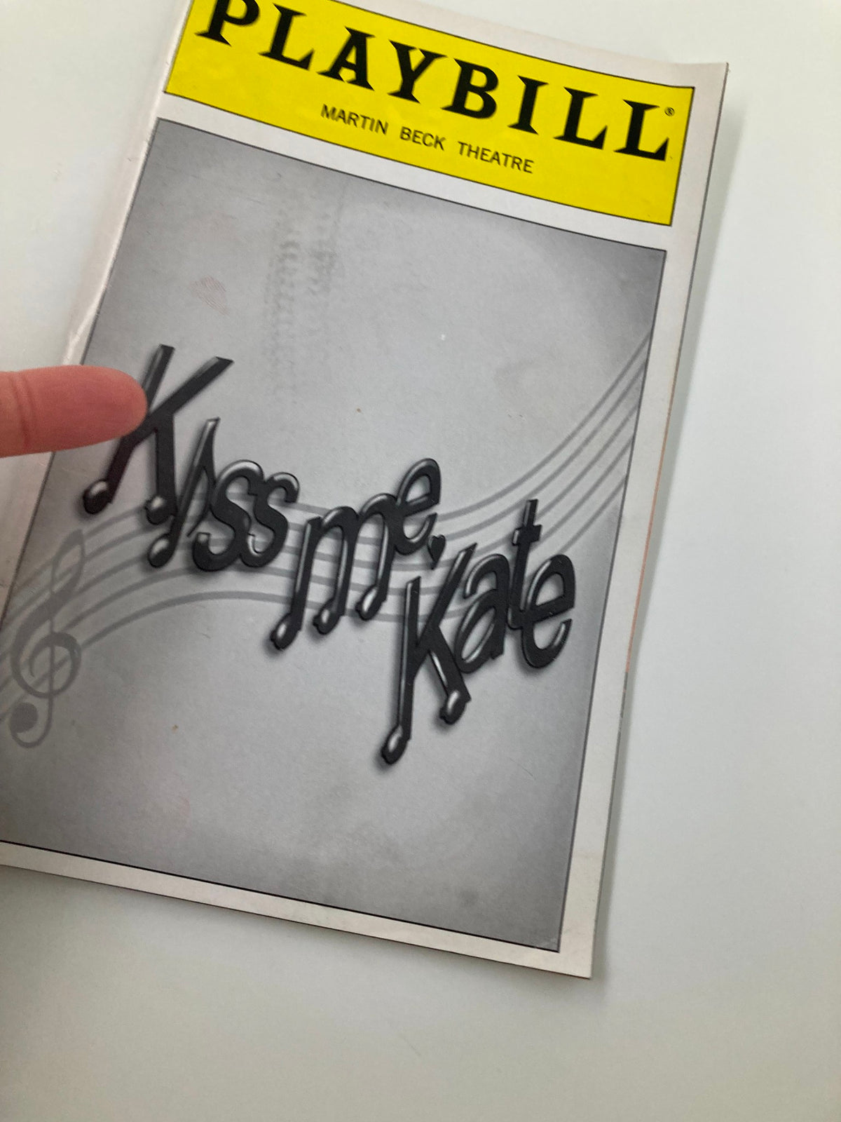 Cover of the 2000 Playbill from Martin Beck Theatre featuring 'Kiss Me, Kate' prominently displayed.